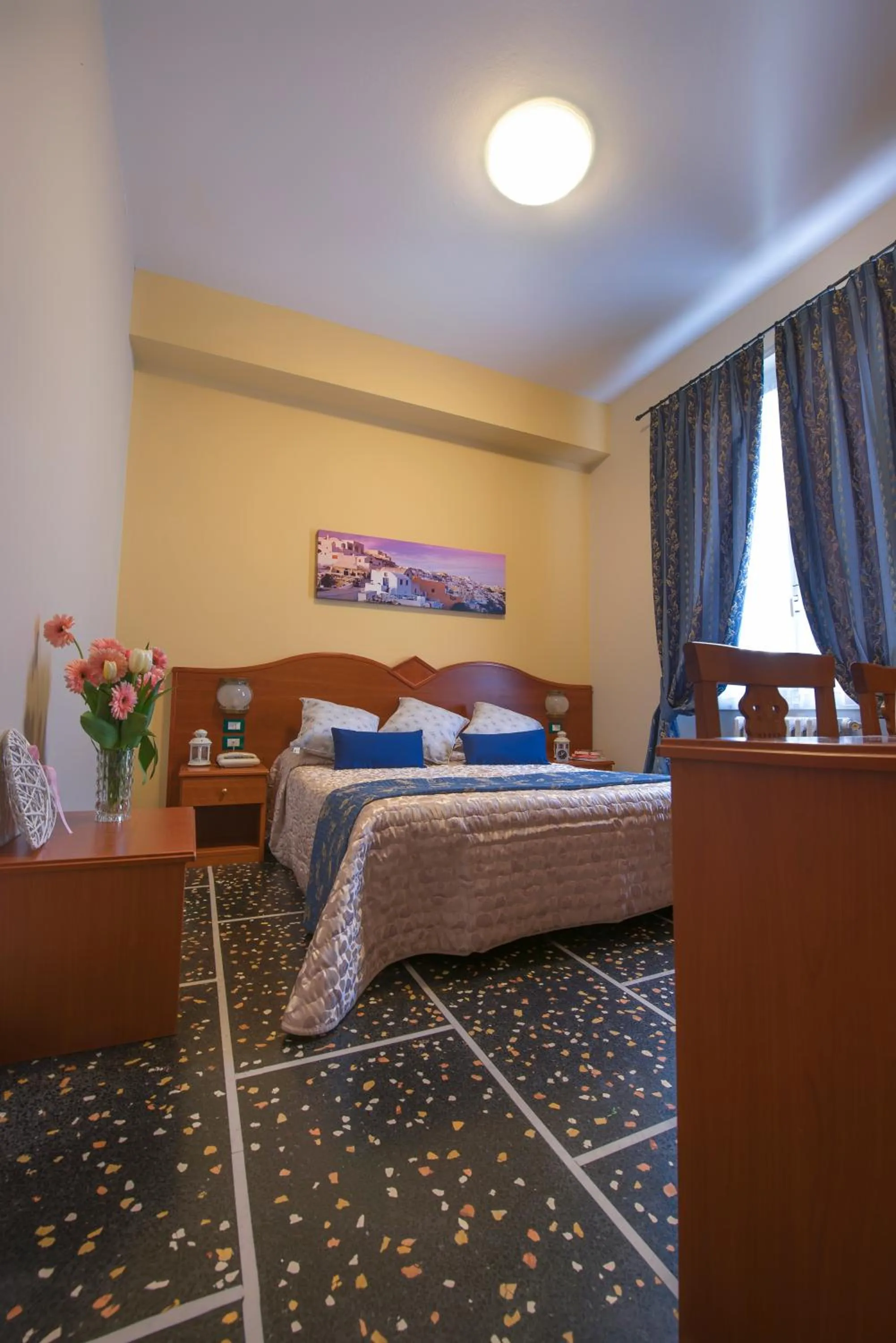 Bed in Hotel Bristol