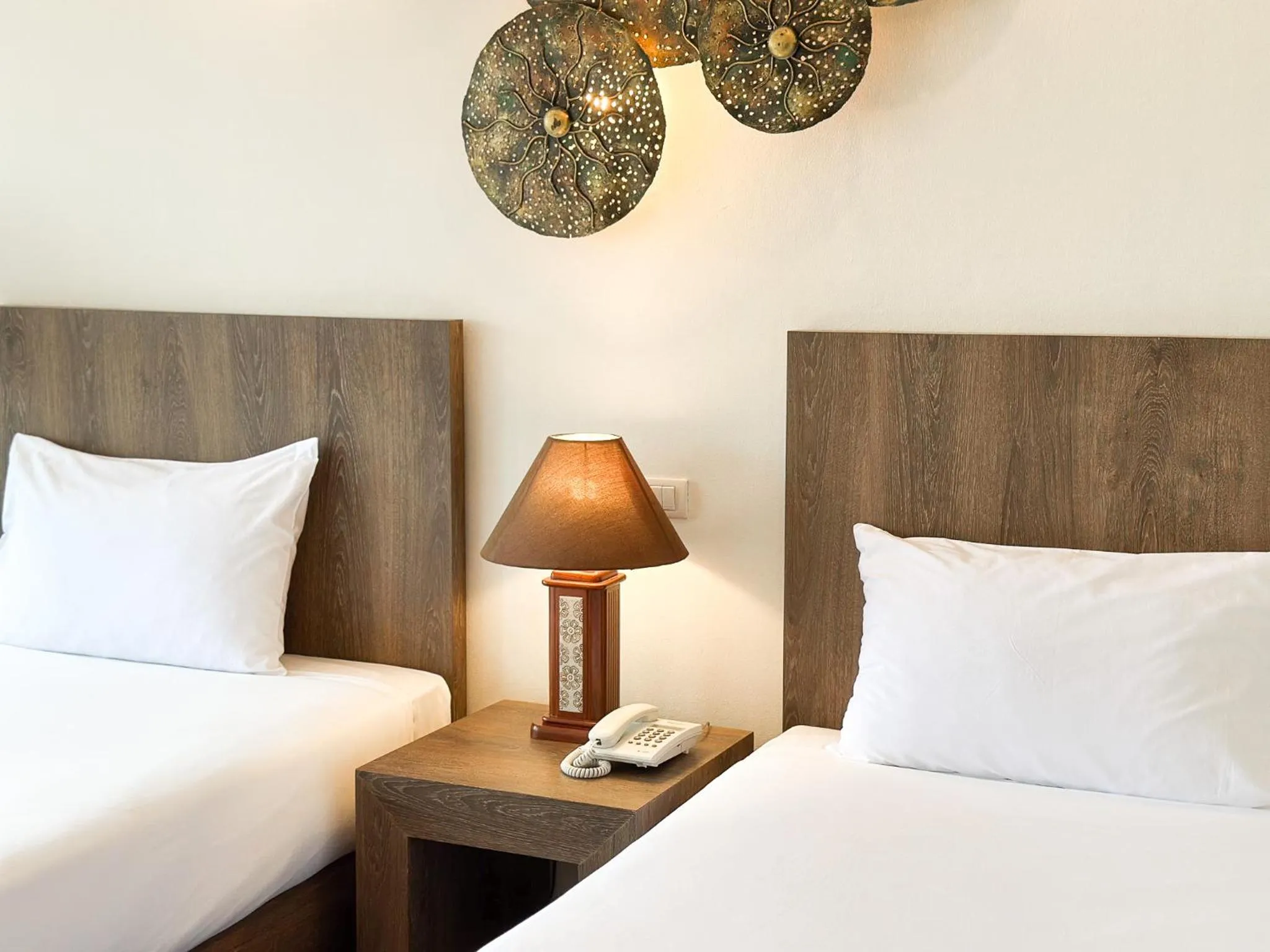 Bed in YouDee Hotel Patong - formerly Meir Jarr Hotel Patong