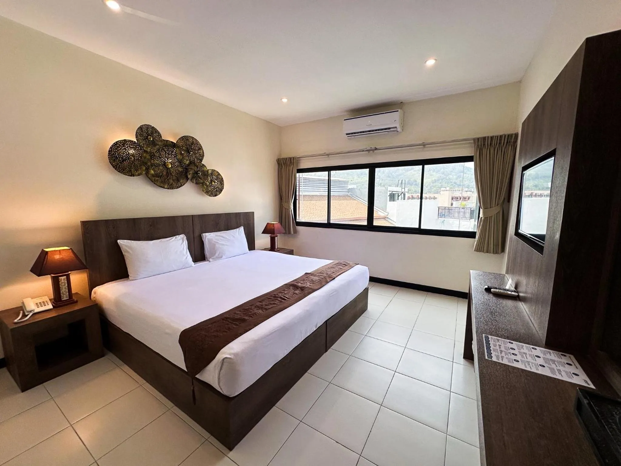 Bed in YouDee Hotel Patong - formerly Meir Jarr Hotel Patong