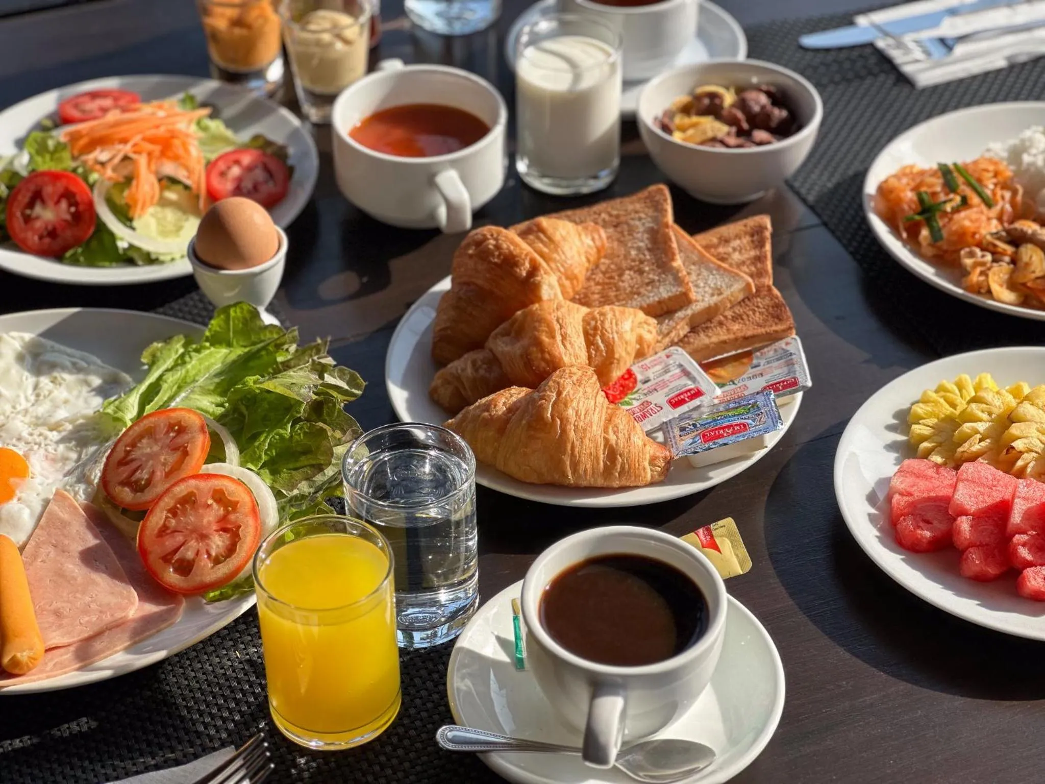 Breakfast in YouDee Hotel Patong - formerly Meir Jarr Hotel Patong