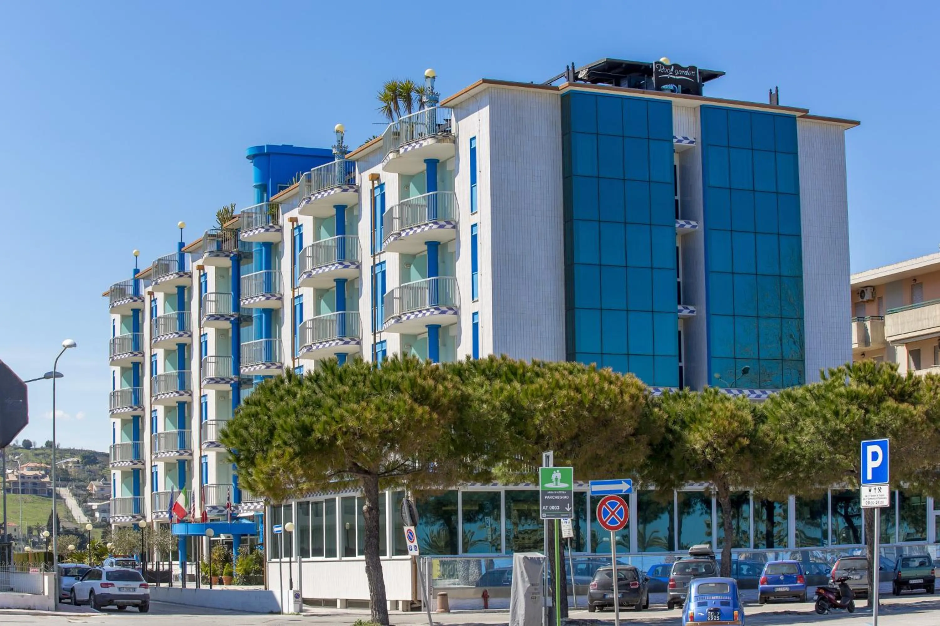 Facade/entrance in Hotel Ambassador