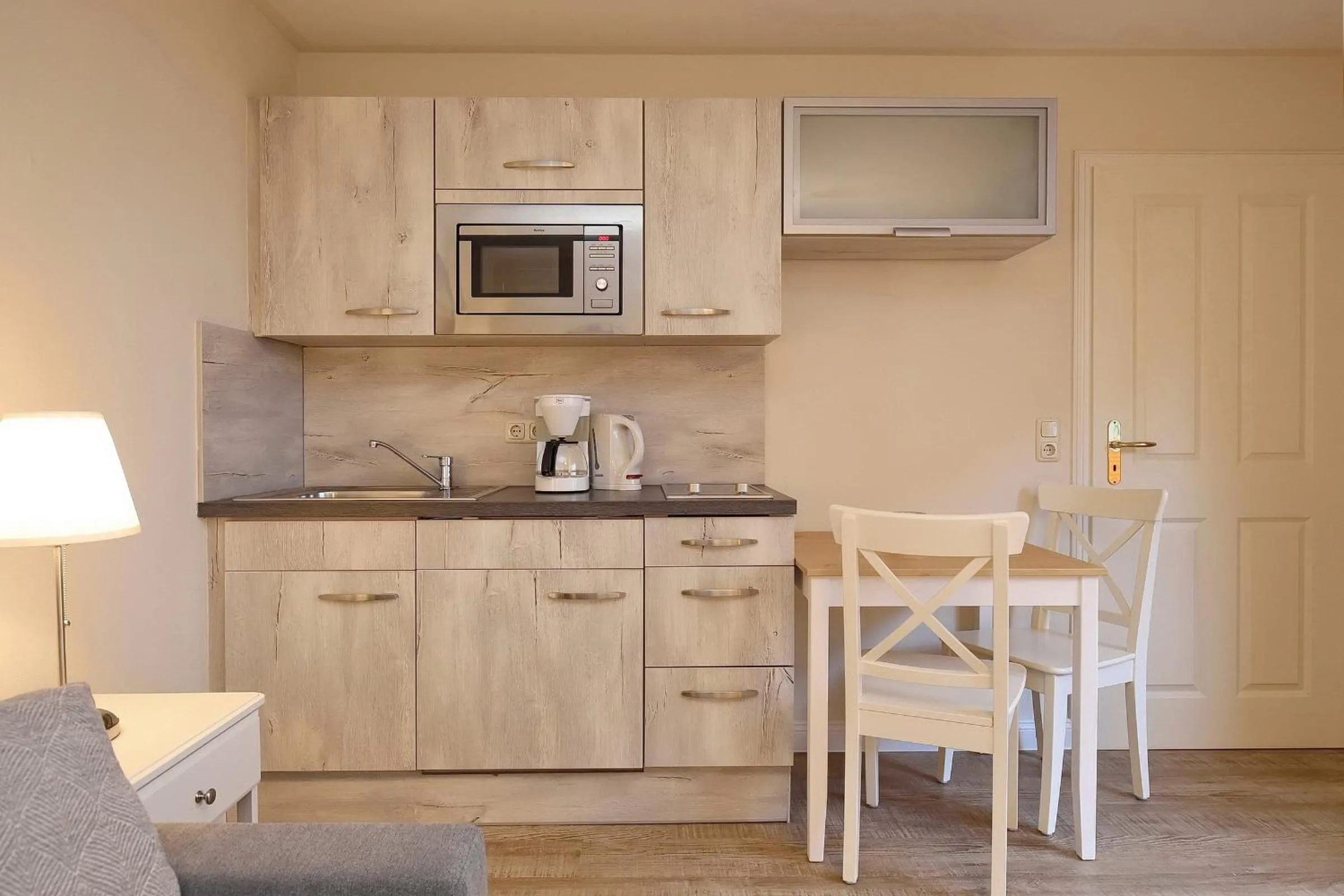 Kitchen or kitchenette in Strandvilla Krabbe Wohnung 03