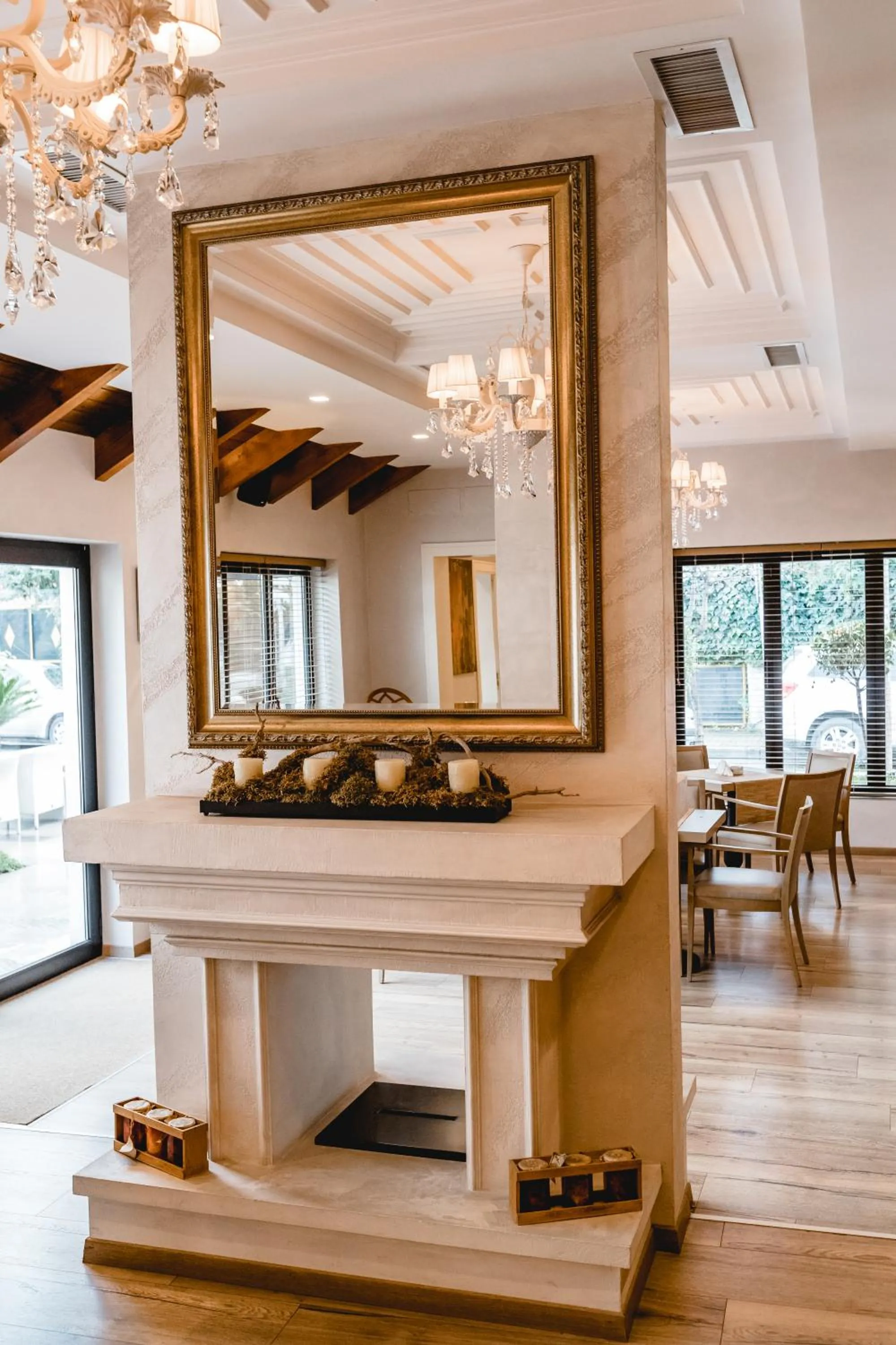 Green House Hotel & Restaurant