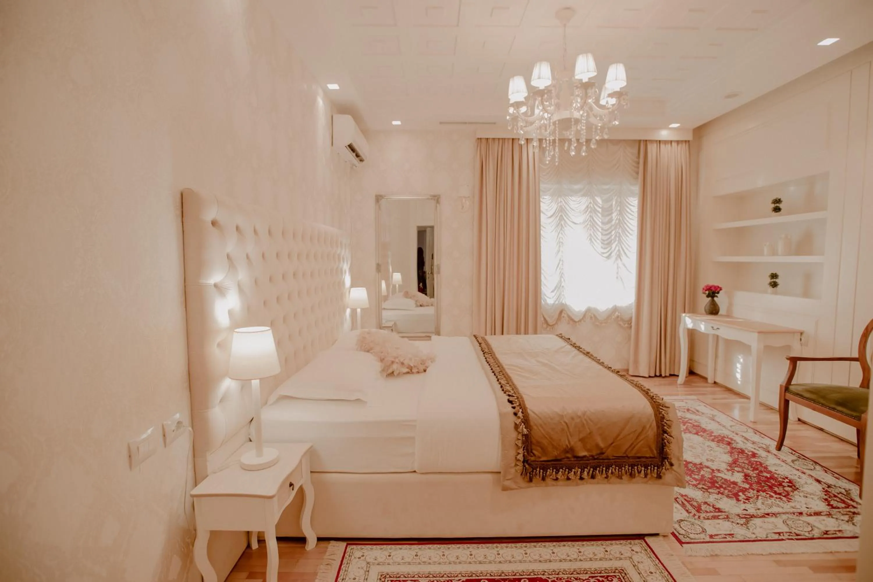 Bed in Green House Hotel & Restaurant