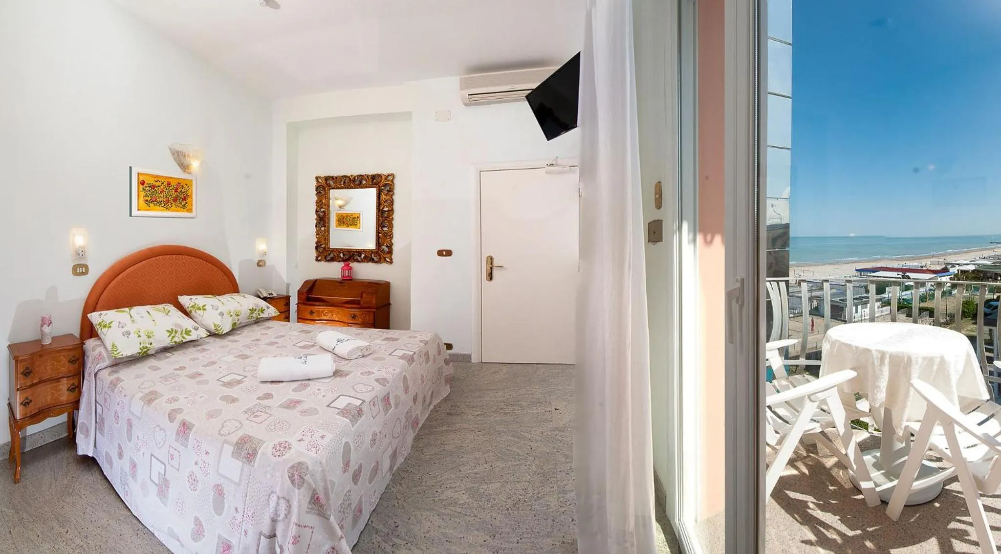 Sea view in Hotel Mayflower