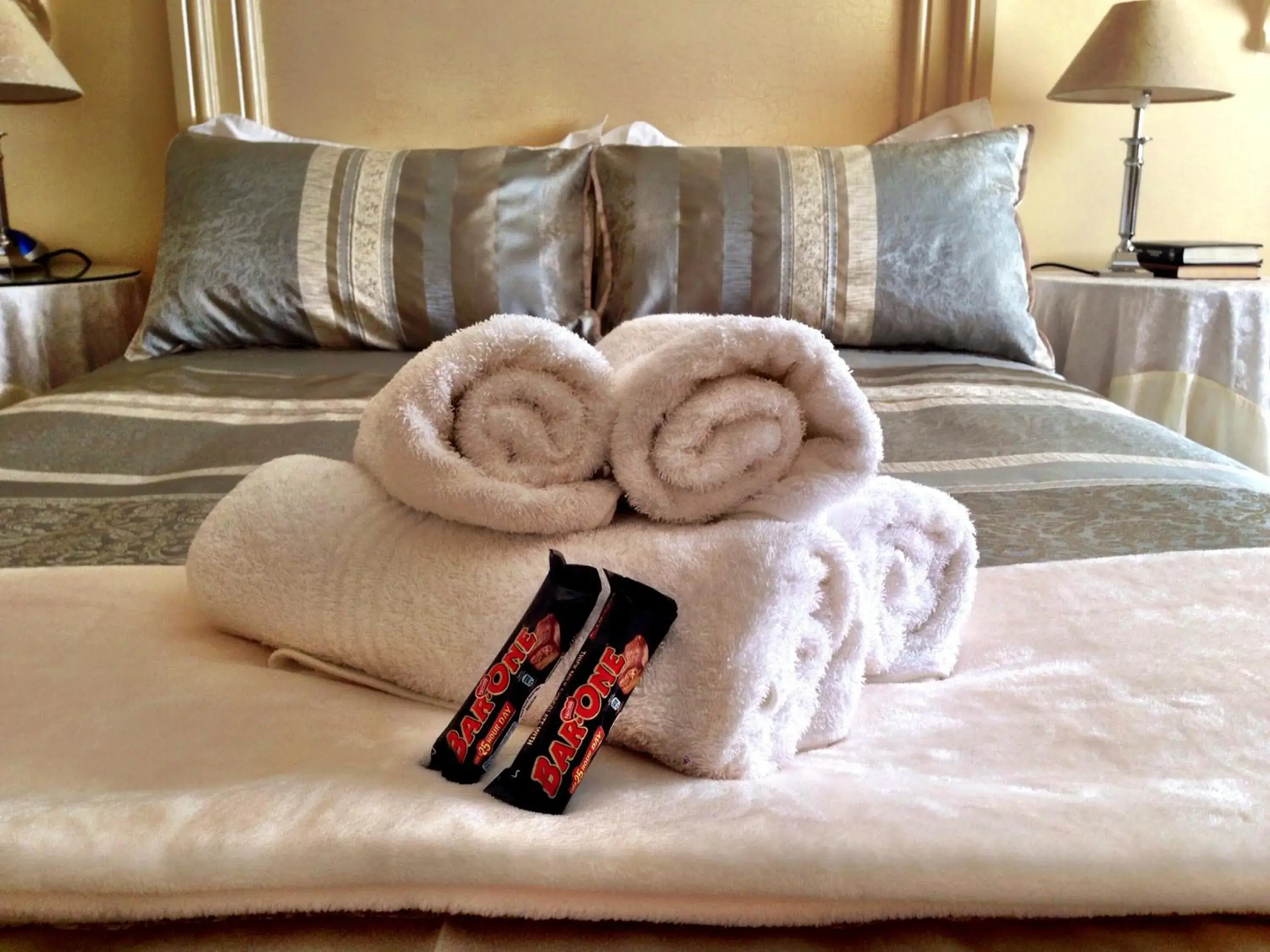 Bedroom, Bed in Pilgrims Delight Guest House Bedroom, Bed in Pilgrims Delight Guest House