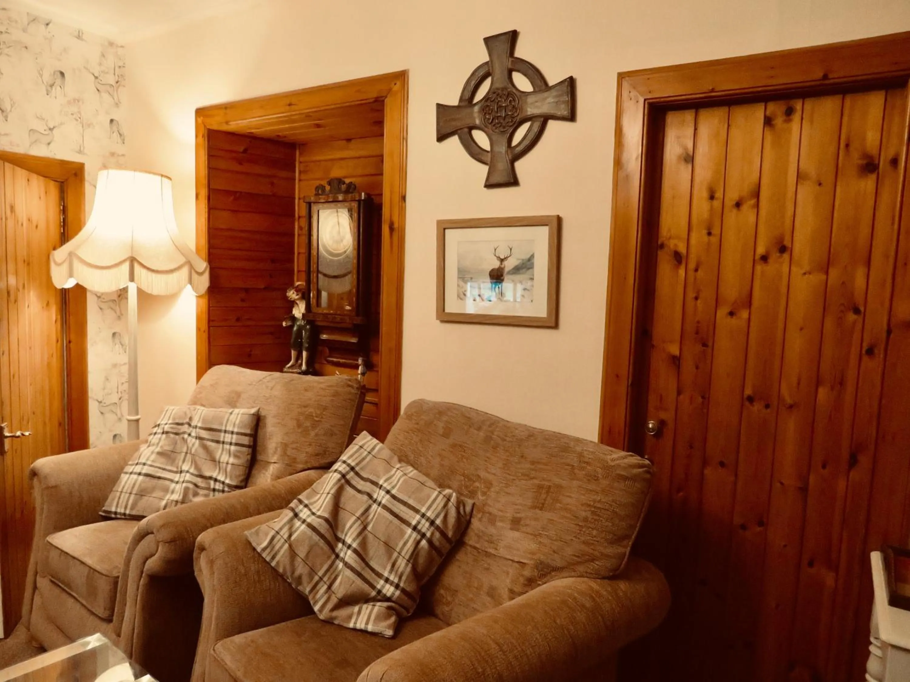 Communal lounge/ TV room in Windhaven Camping and B&B