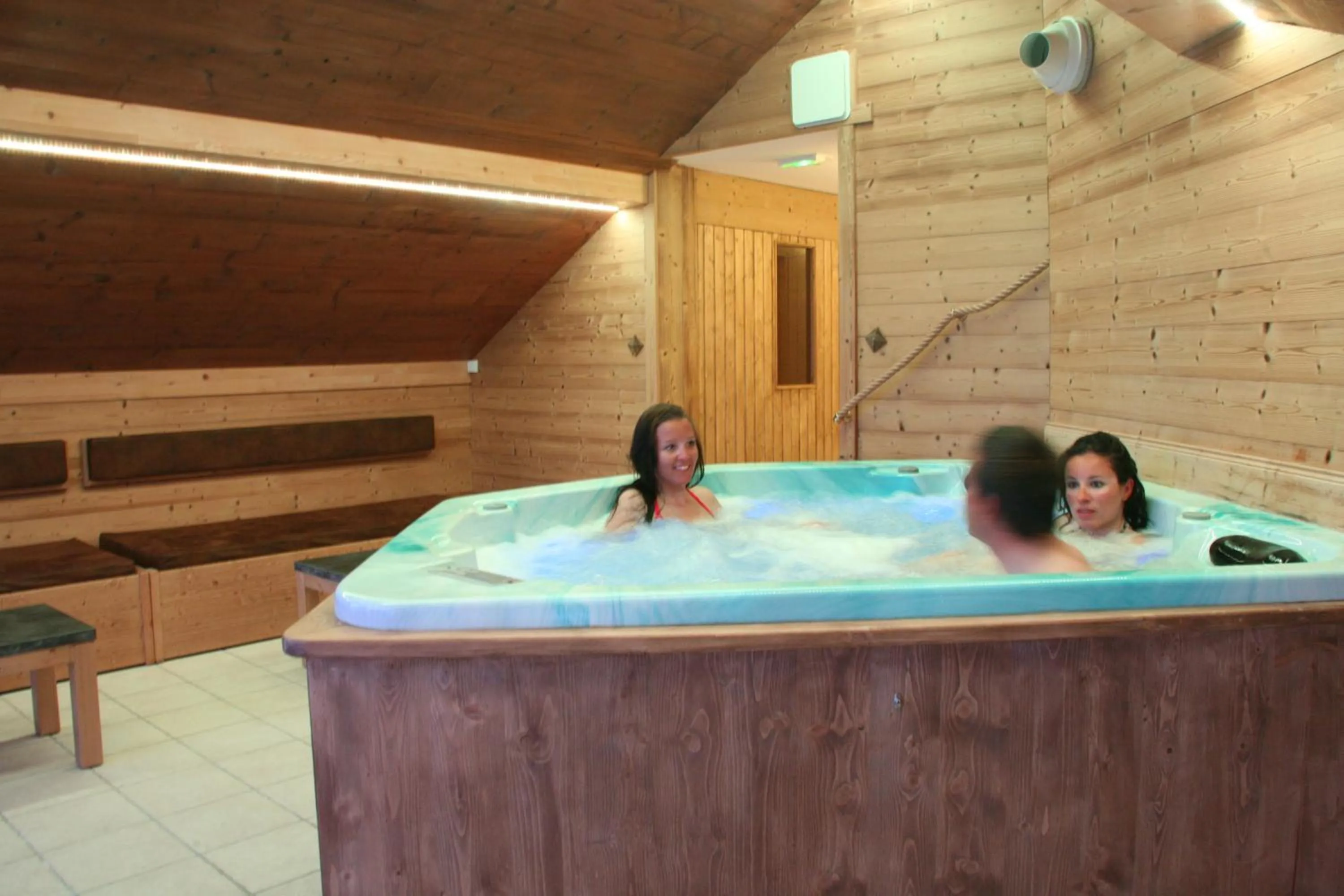 Spa and wellness centre/facilities in Chalet-Hôtel Le Beausoleil, The Originals Relais