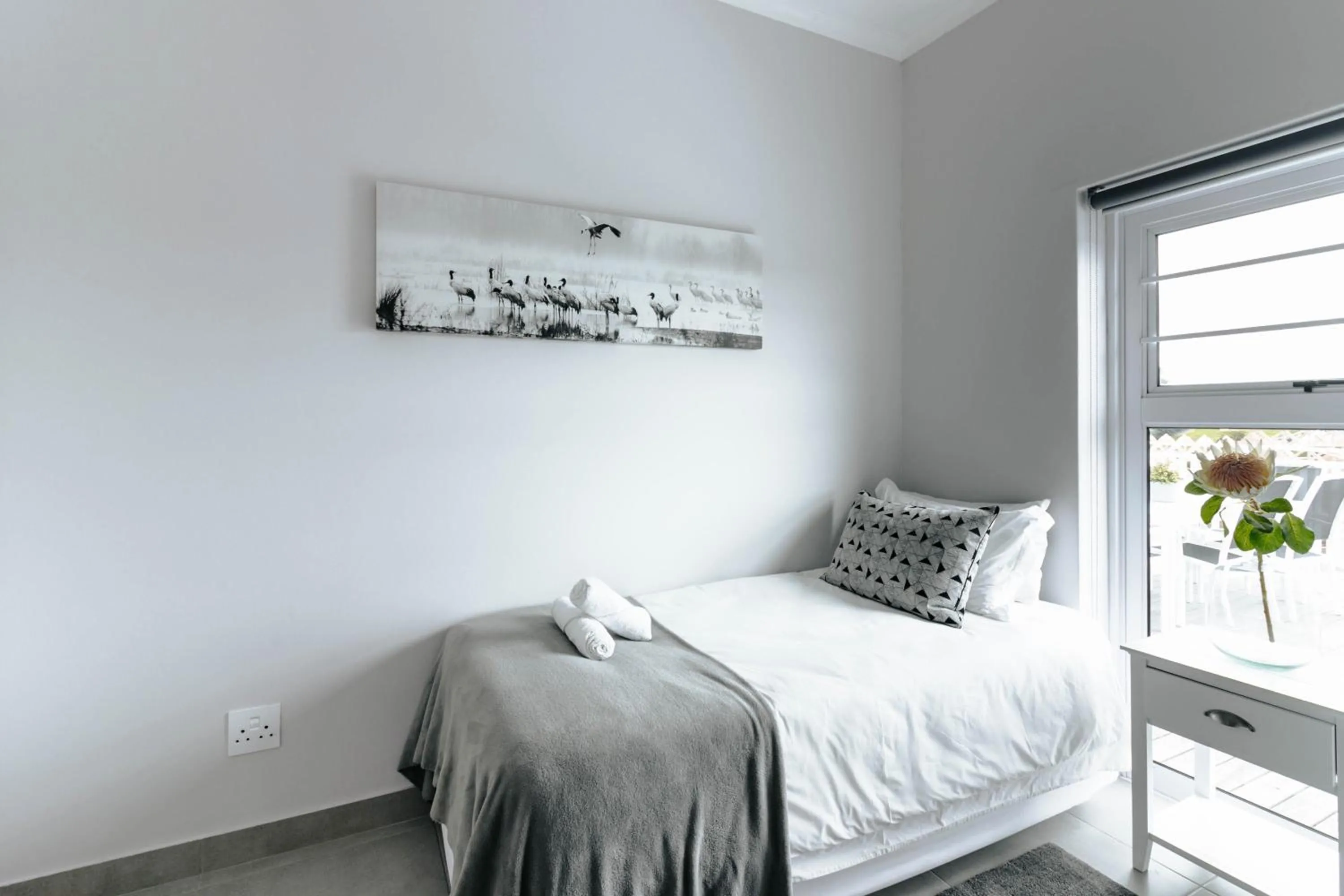 Bed in Kingswood Manor No.17