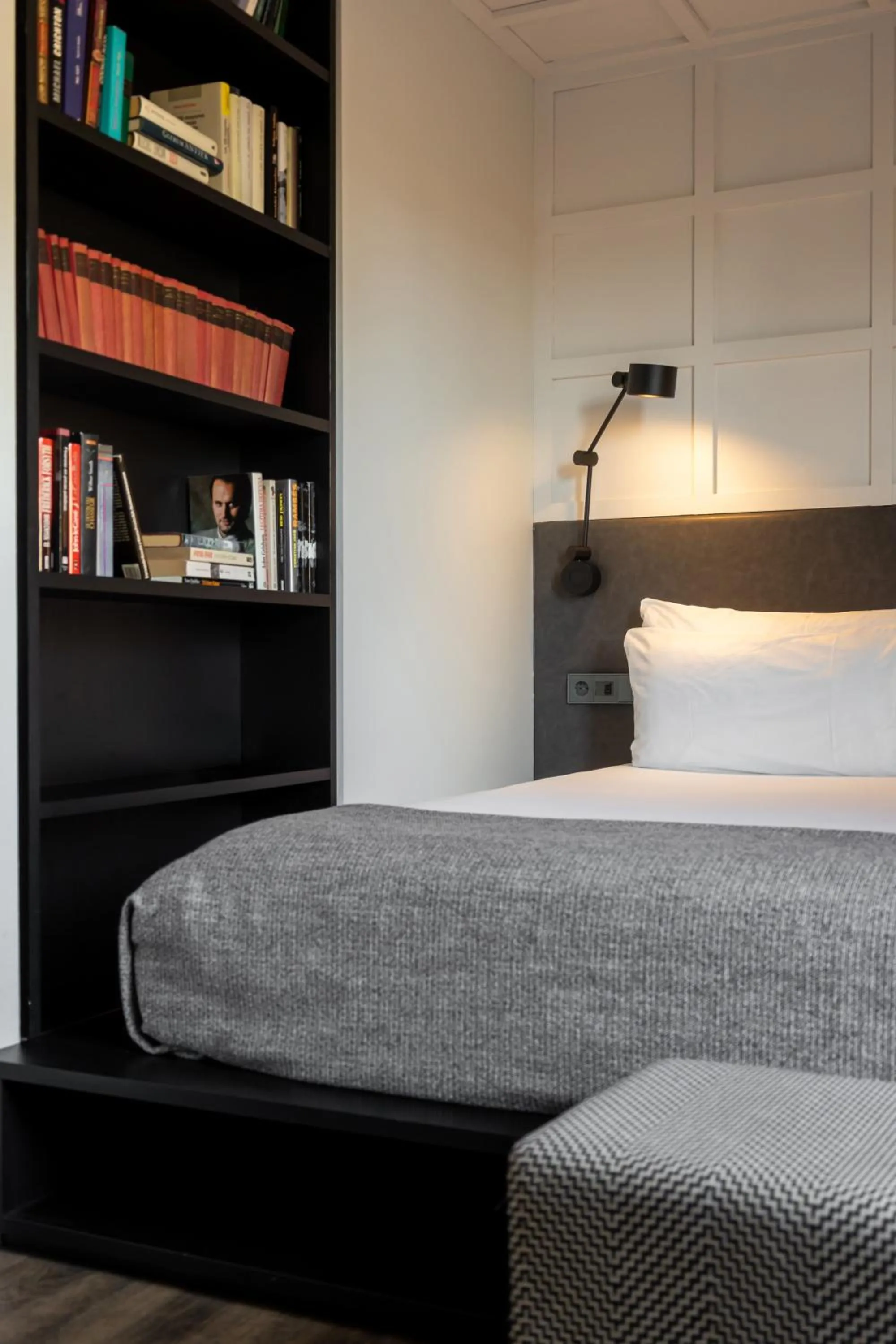 Bed in Yurbban Ramblas Boutique Hotel