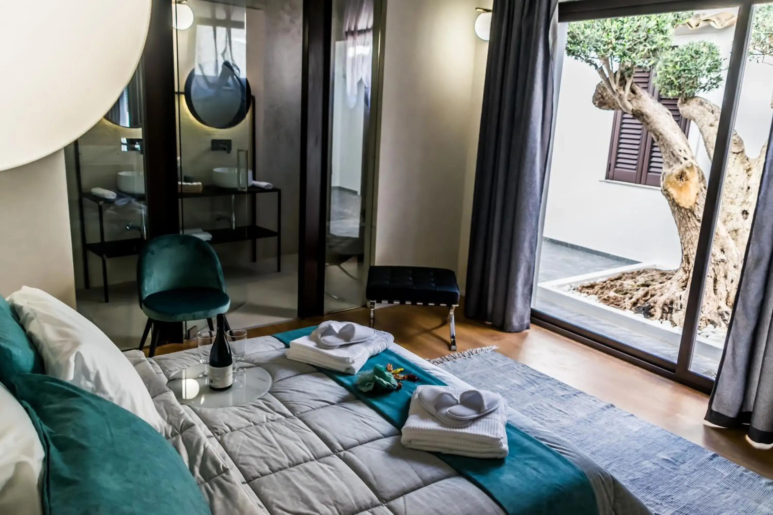 King Suite in Diodorus Luxury Experience King Suite in Diodorus Luxury Experience