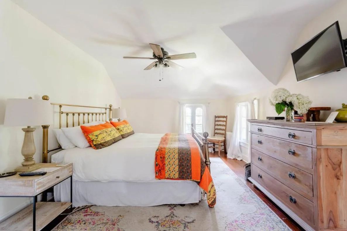 Bedroom, Bed in The Gables of Rhinebeck