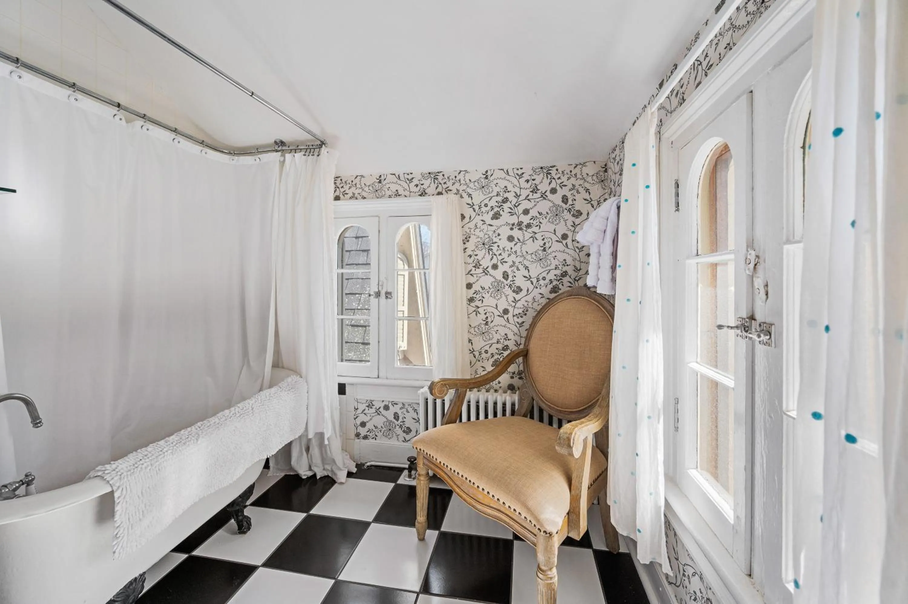 Bathroom in The Gables of Rhinebeck