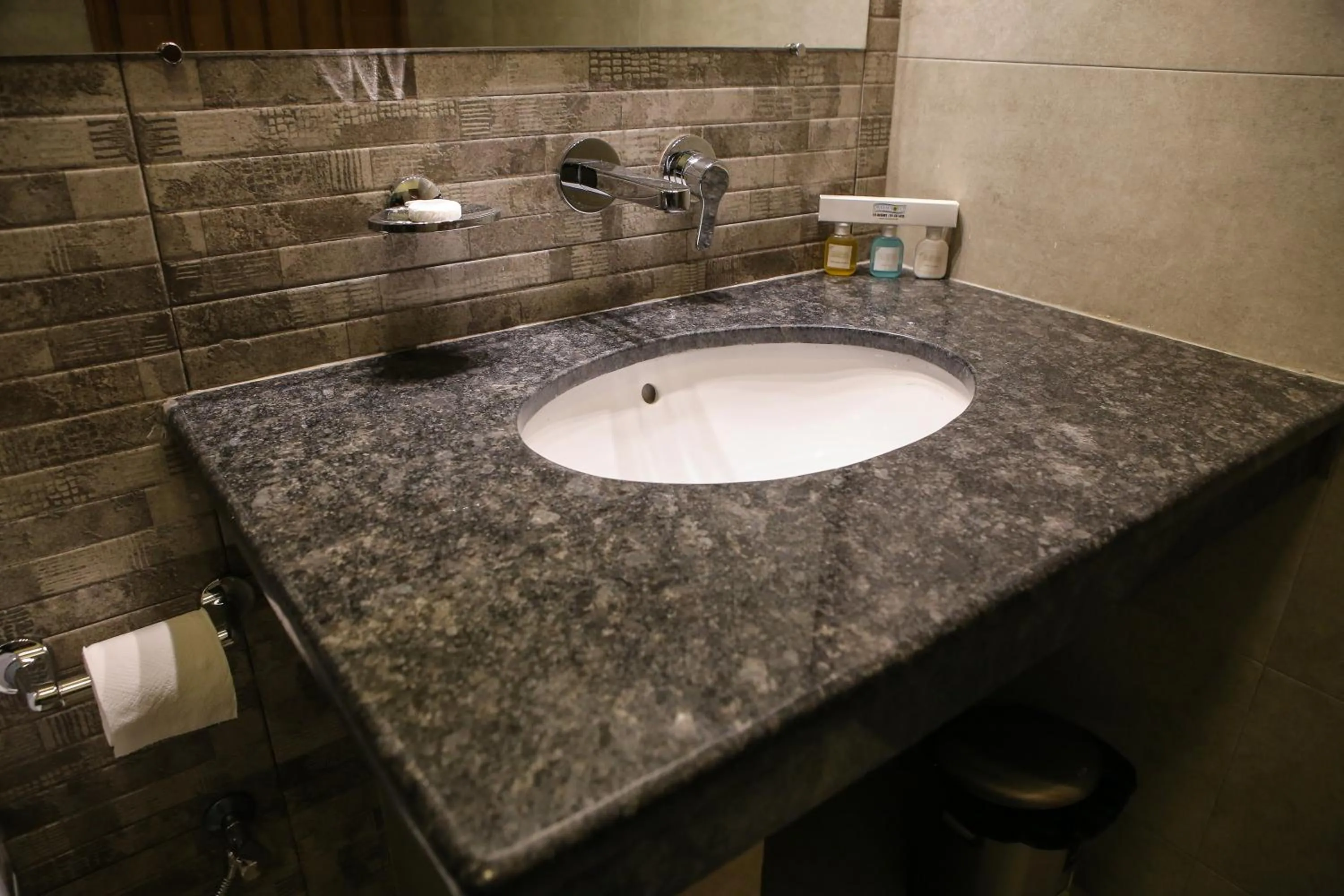 Toilet in Dreamworld Resort, Hotel & Golf Course