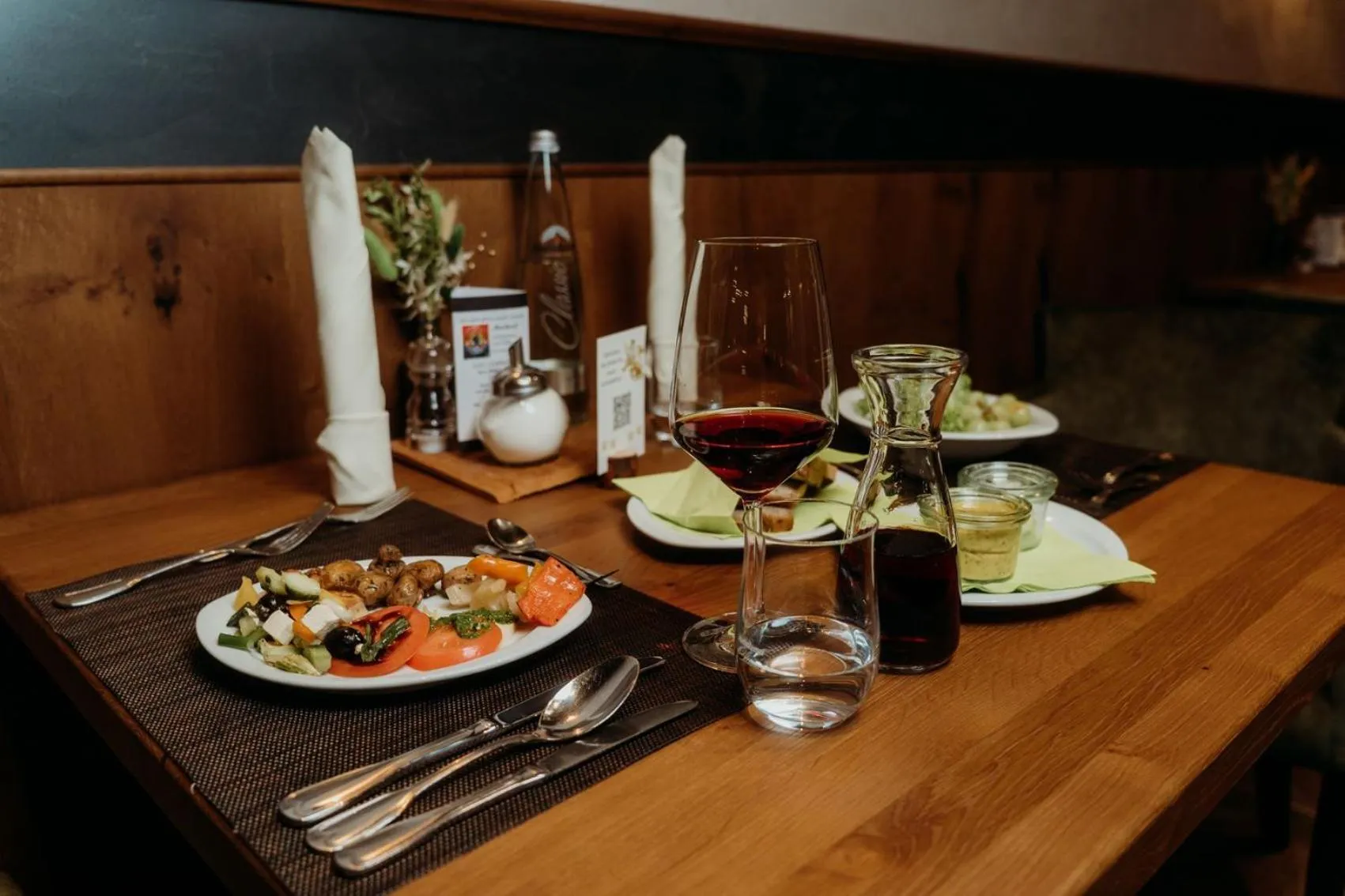 Restaurant/places to eat in Wellness- und Bierhotel Adam Bräu