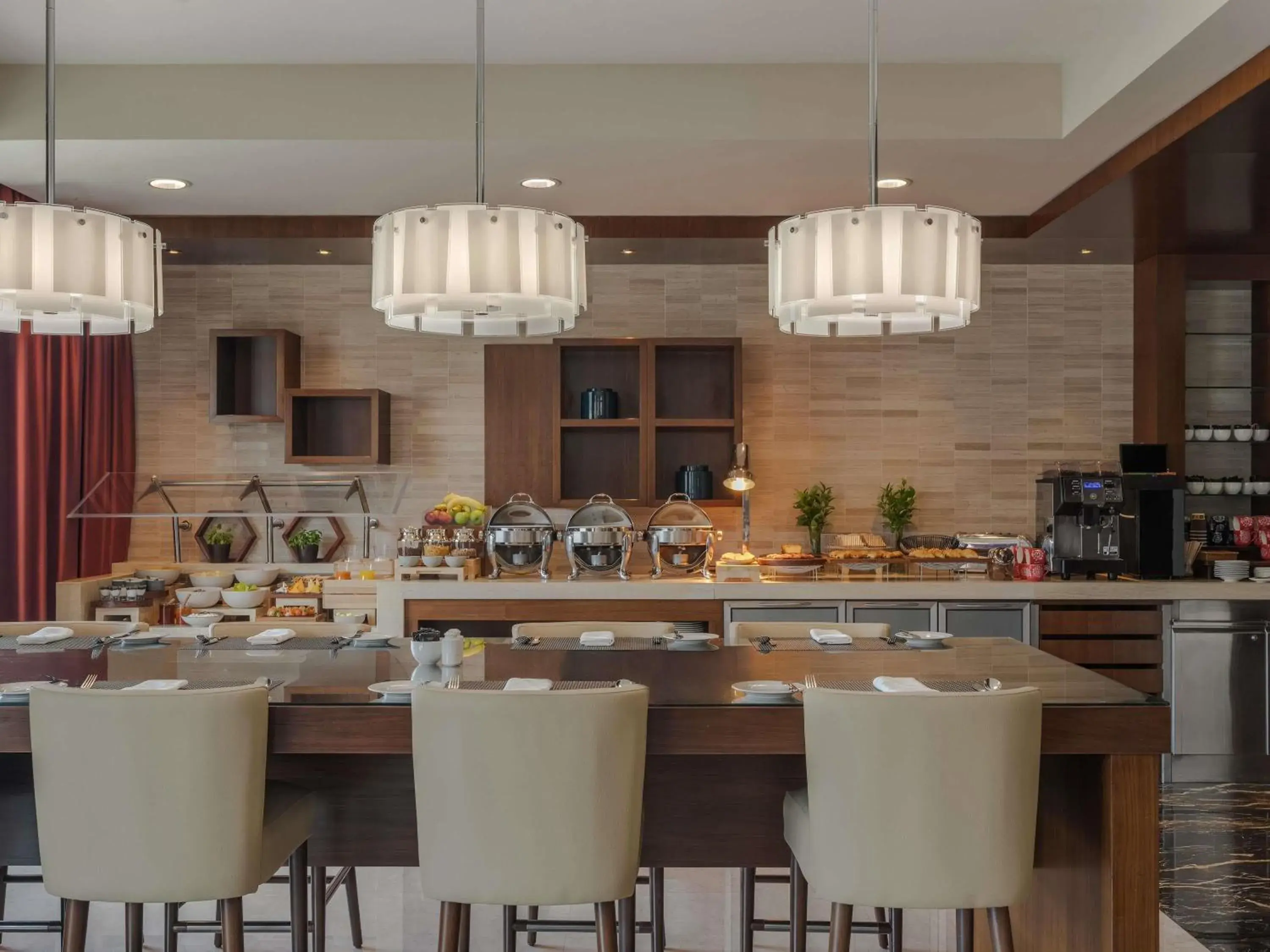 Bedroom in Swissôtel Al Ghurair Dubai - Deira & Creek Bedroom in Swissôtel Al Ghurair Dubai - Deira & Creek