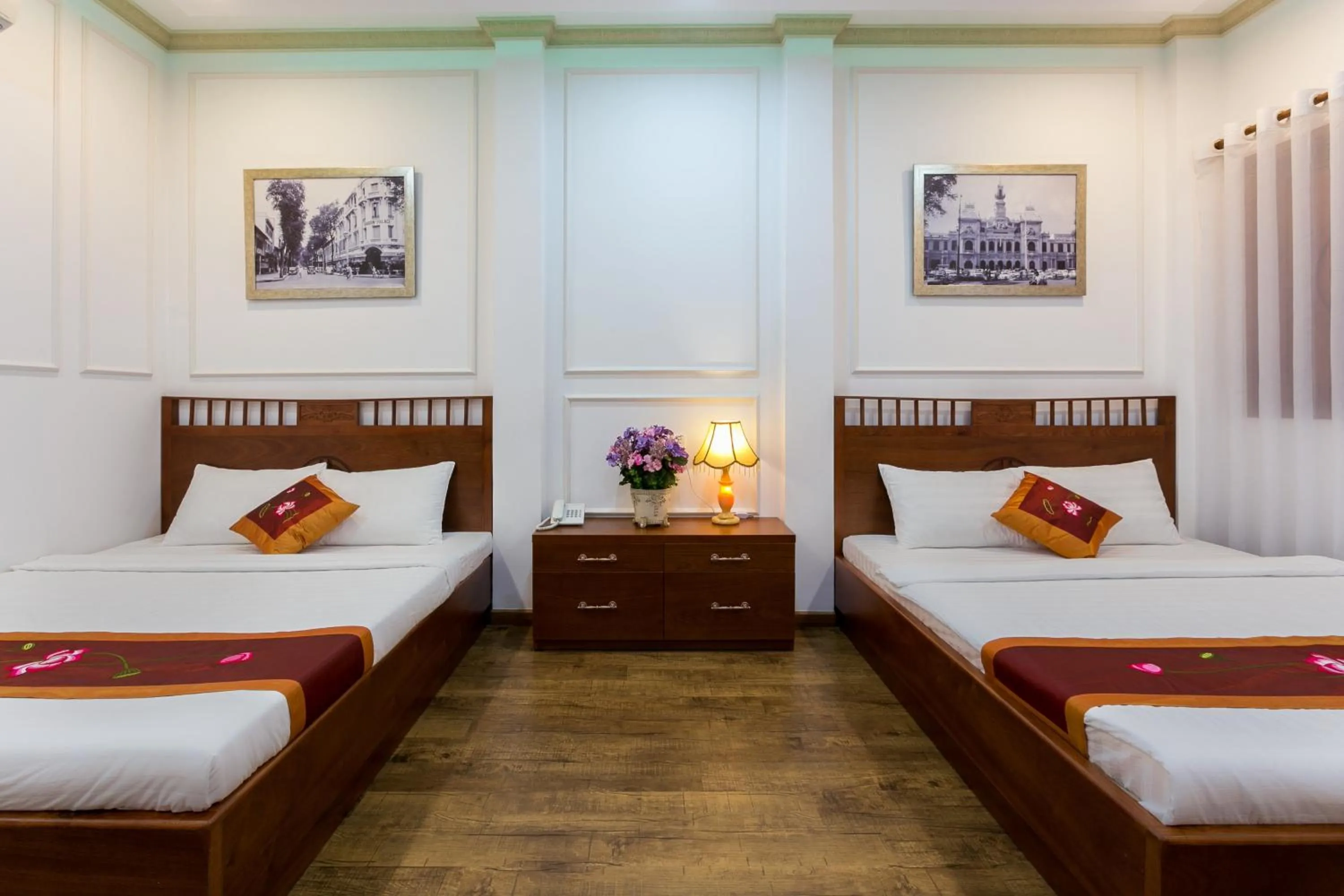 Bed in Indochine Ben Thanh Hotel & Apartments