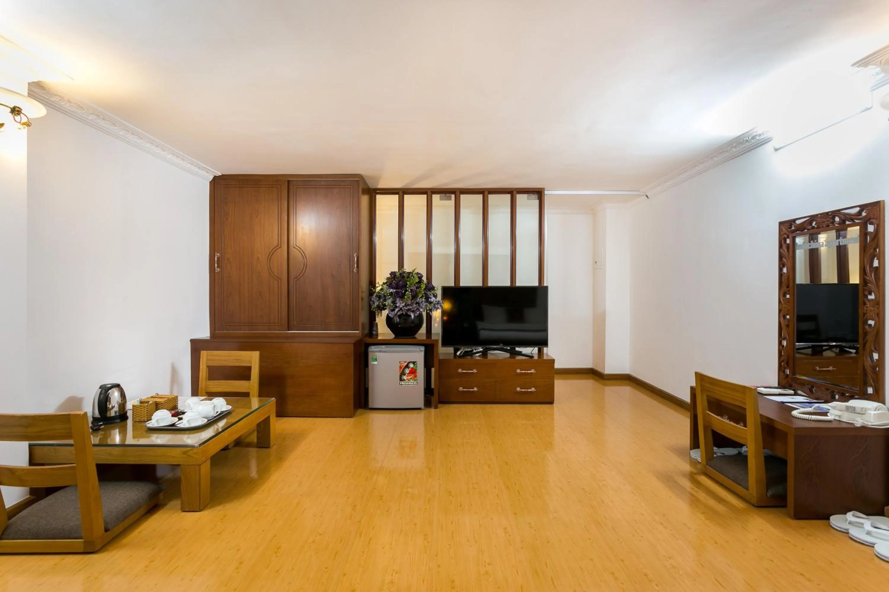 TV and multimedia in Indochine Ben Thanh Hotel & Apartments