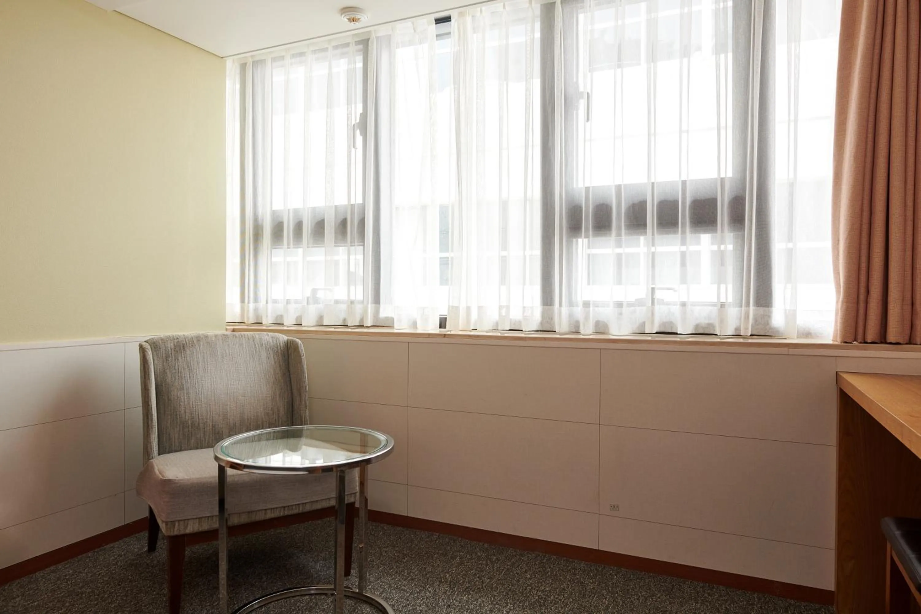 Seating area in Nine Tree by Parnas Seoul Myeongdong 1