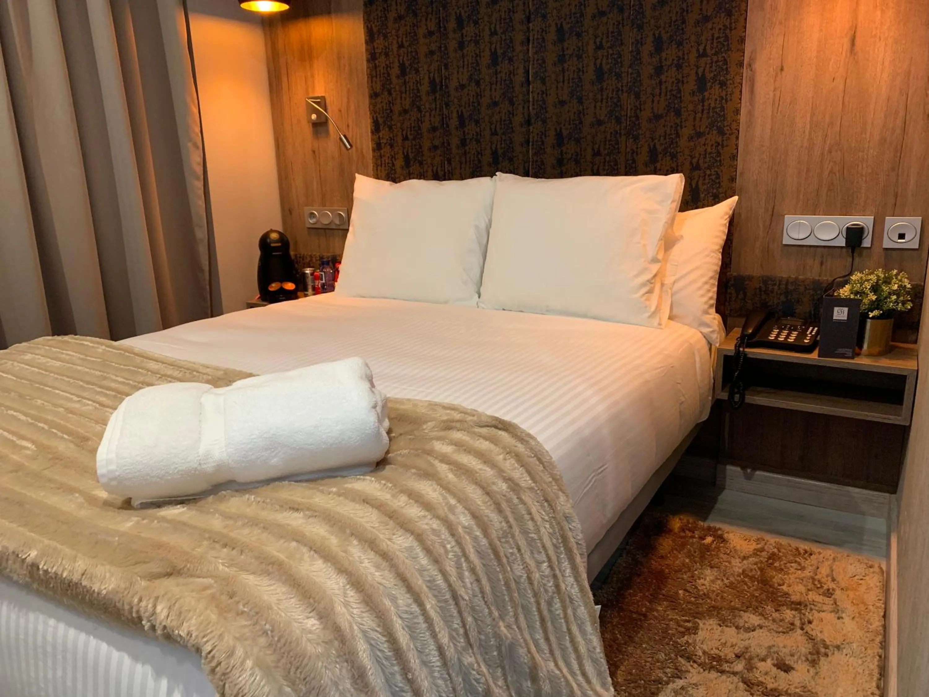 Photo of the whole room in Hercules Boutique Hotel