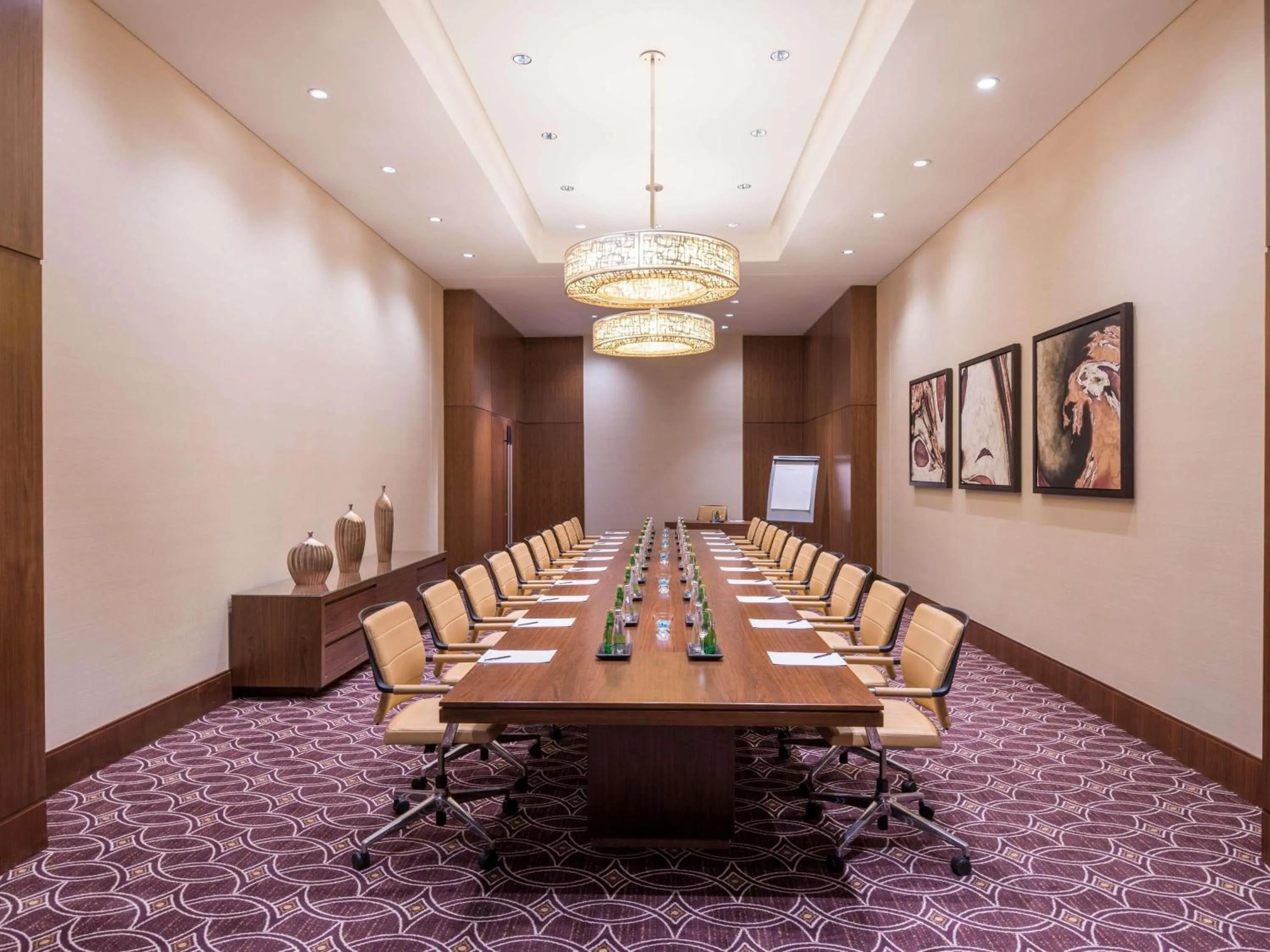 Meeting/conference room in Swissôtel Living Al Ghurair Dubai - Deira - Apartments