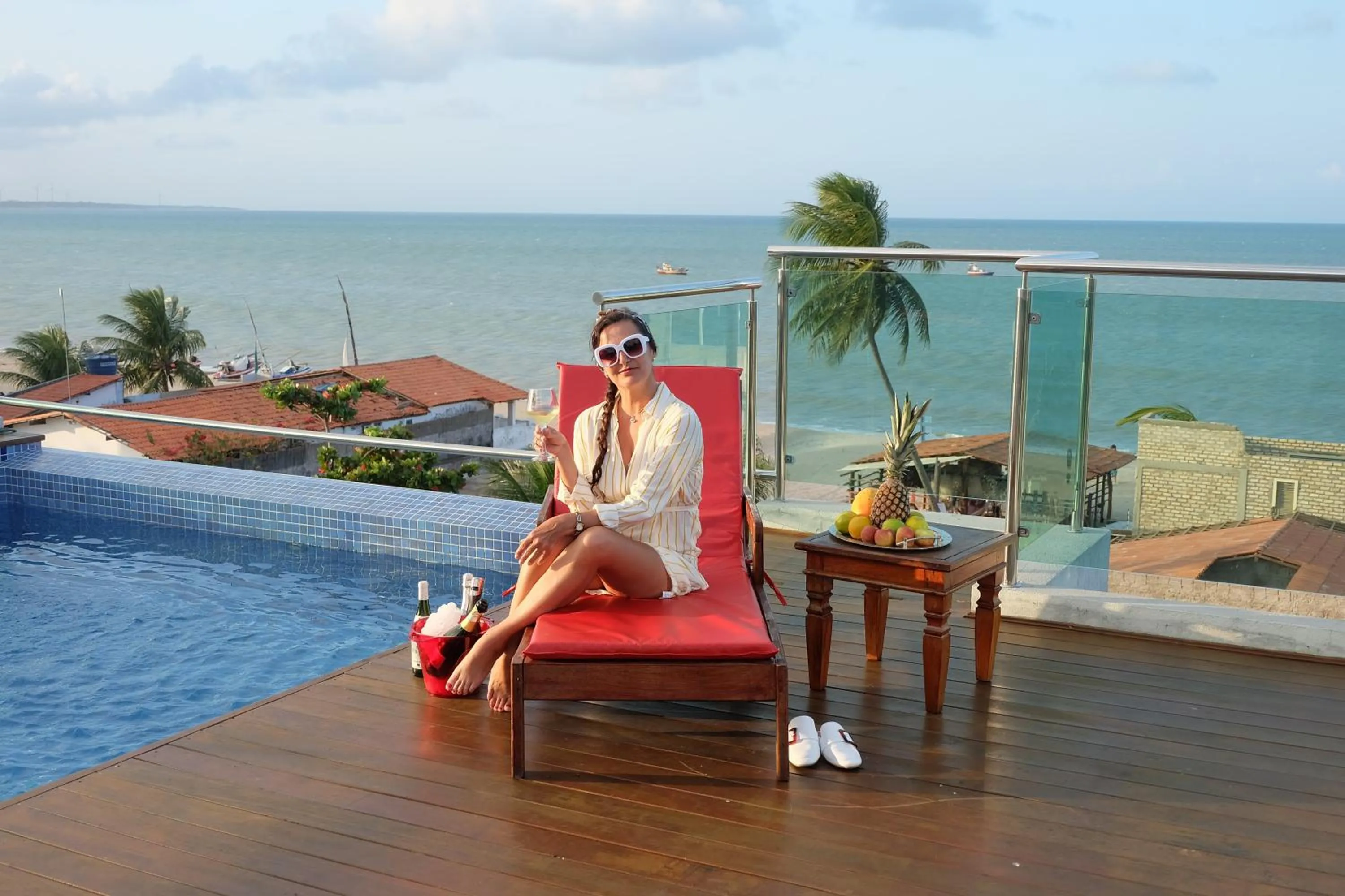 People in Relais de Charme Boutique Hotel Pititinga