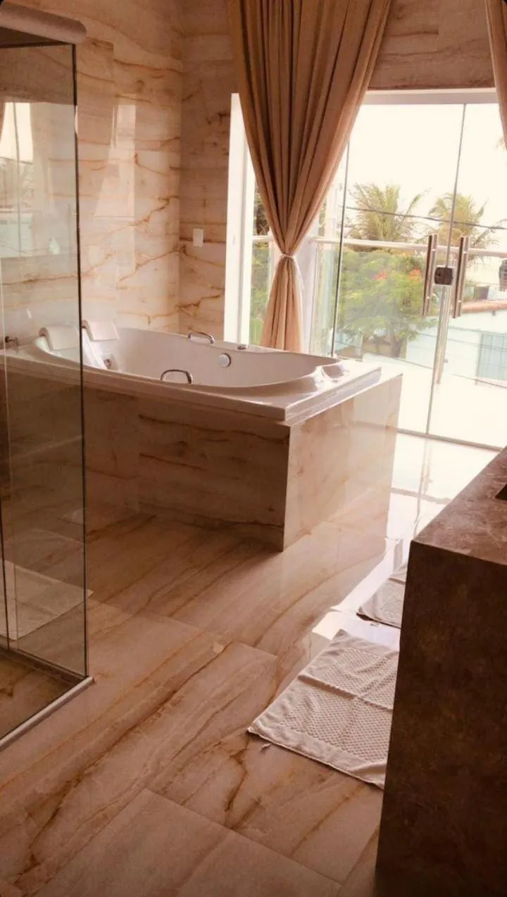 Hot Tub in Relais de Charme Boutique Hotel Pititinga