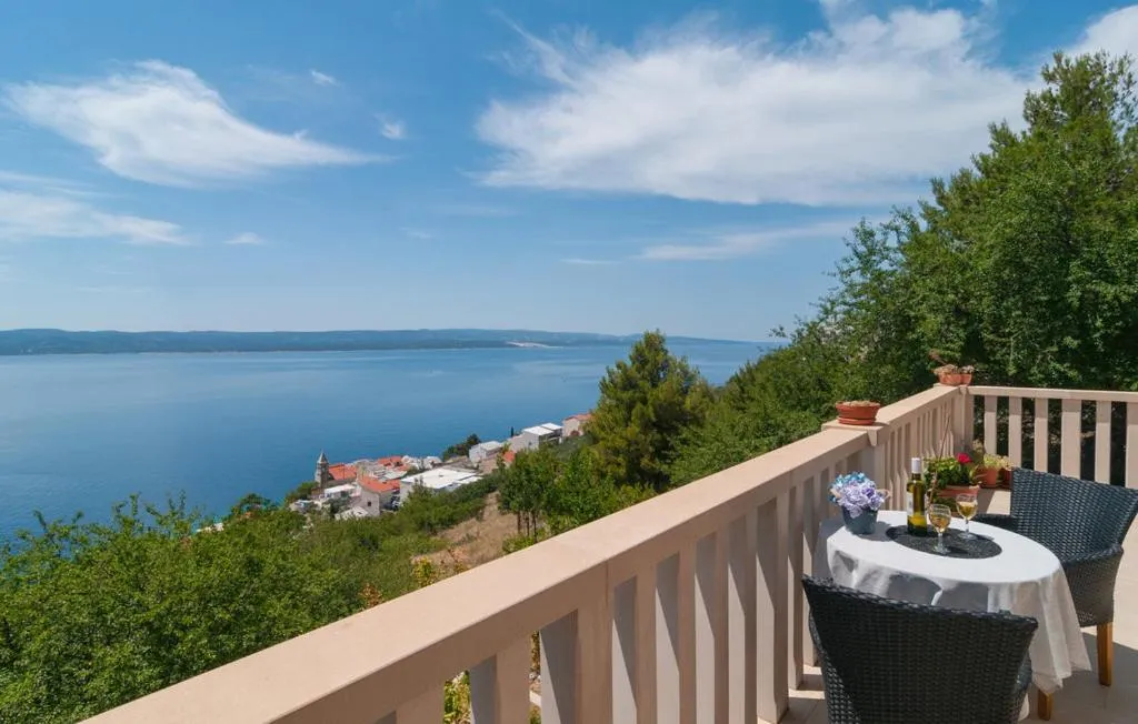 Sea view in Villa Anči