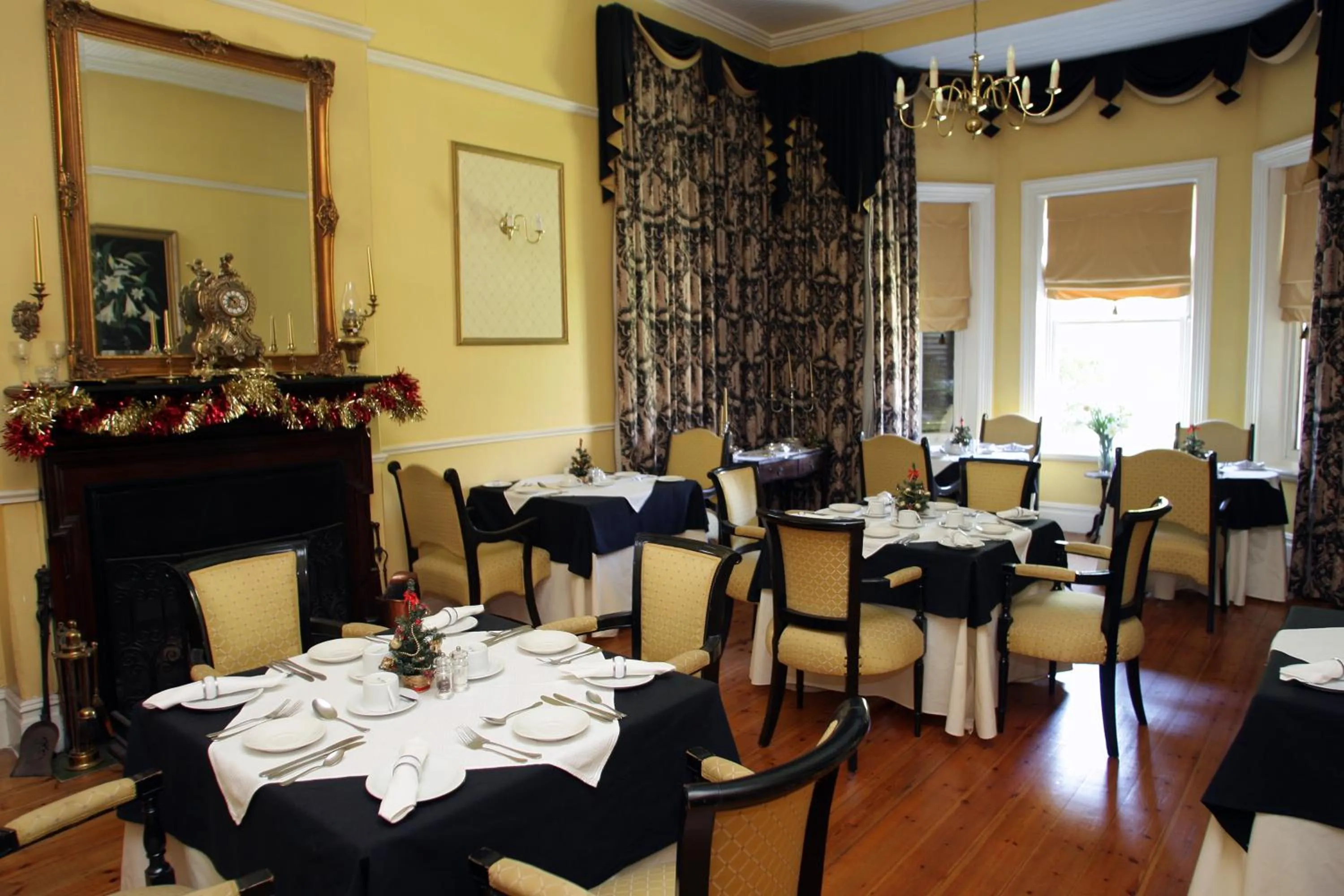 Kingna Lodge Montagu