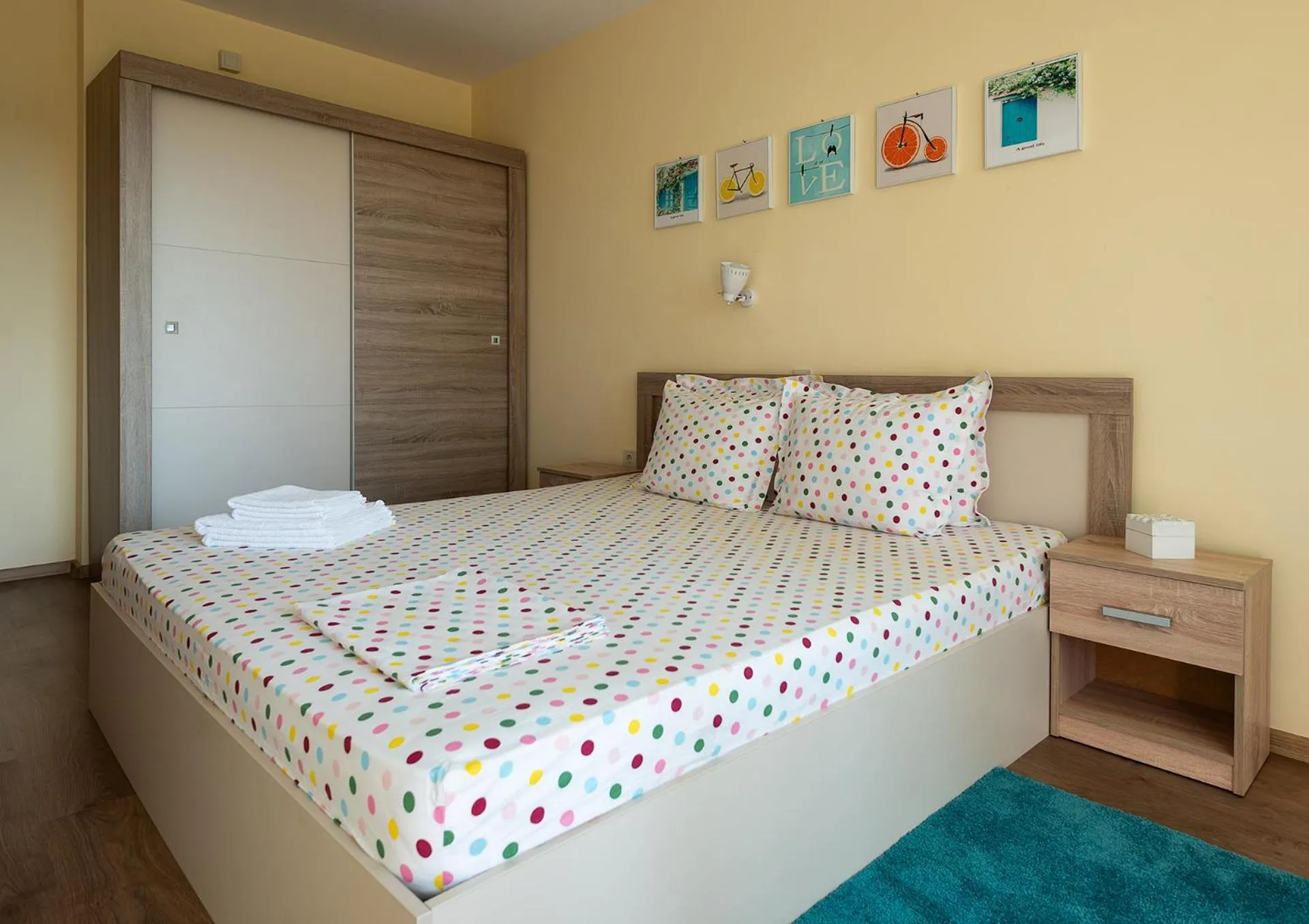 Bed in RIVERSIDE APARTMENTS PLOVDIV with free parking