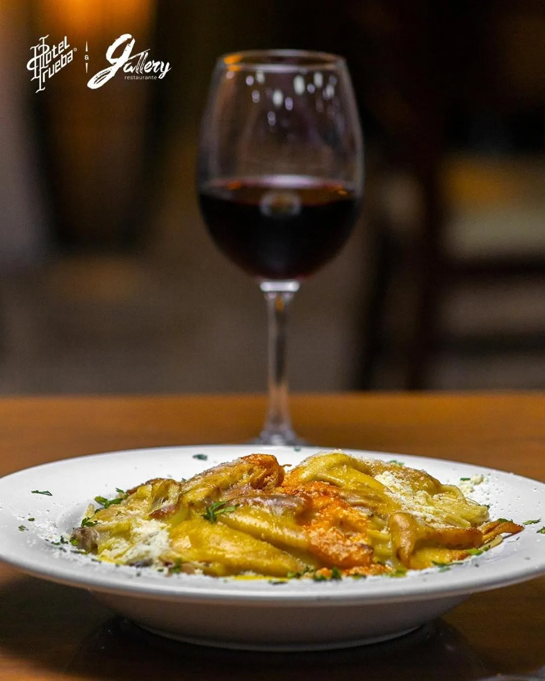 Restaurant/places to eat in HOTEL TRUEBA