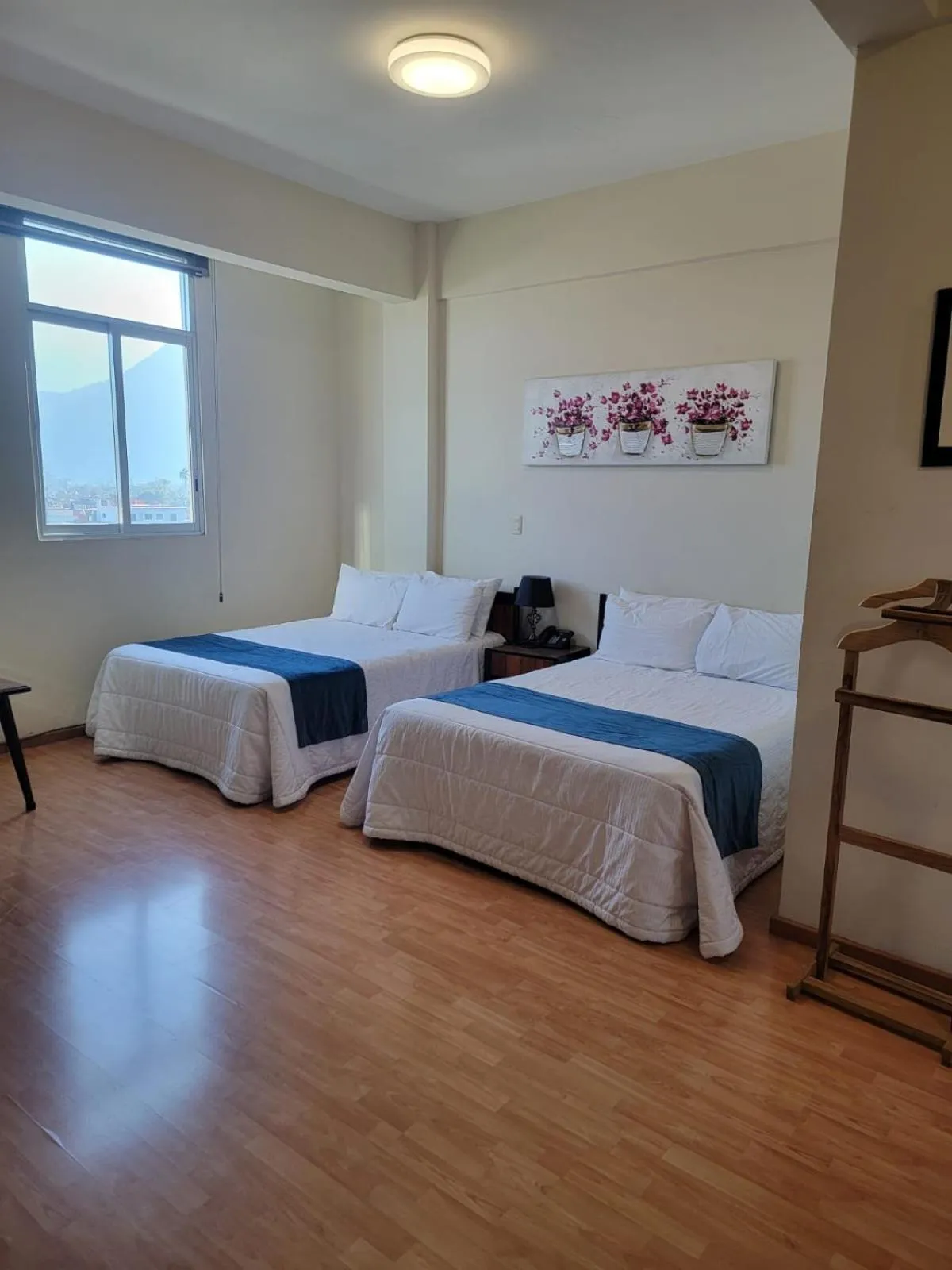 Bedroom in HOTEL TRUEBA