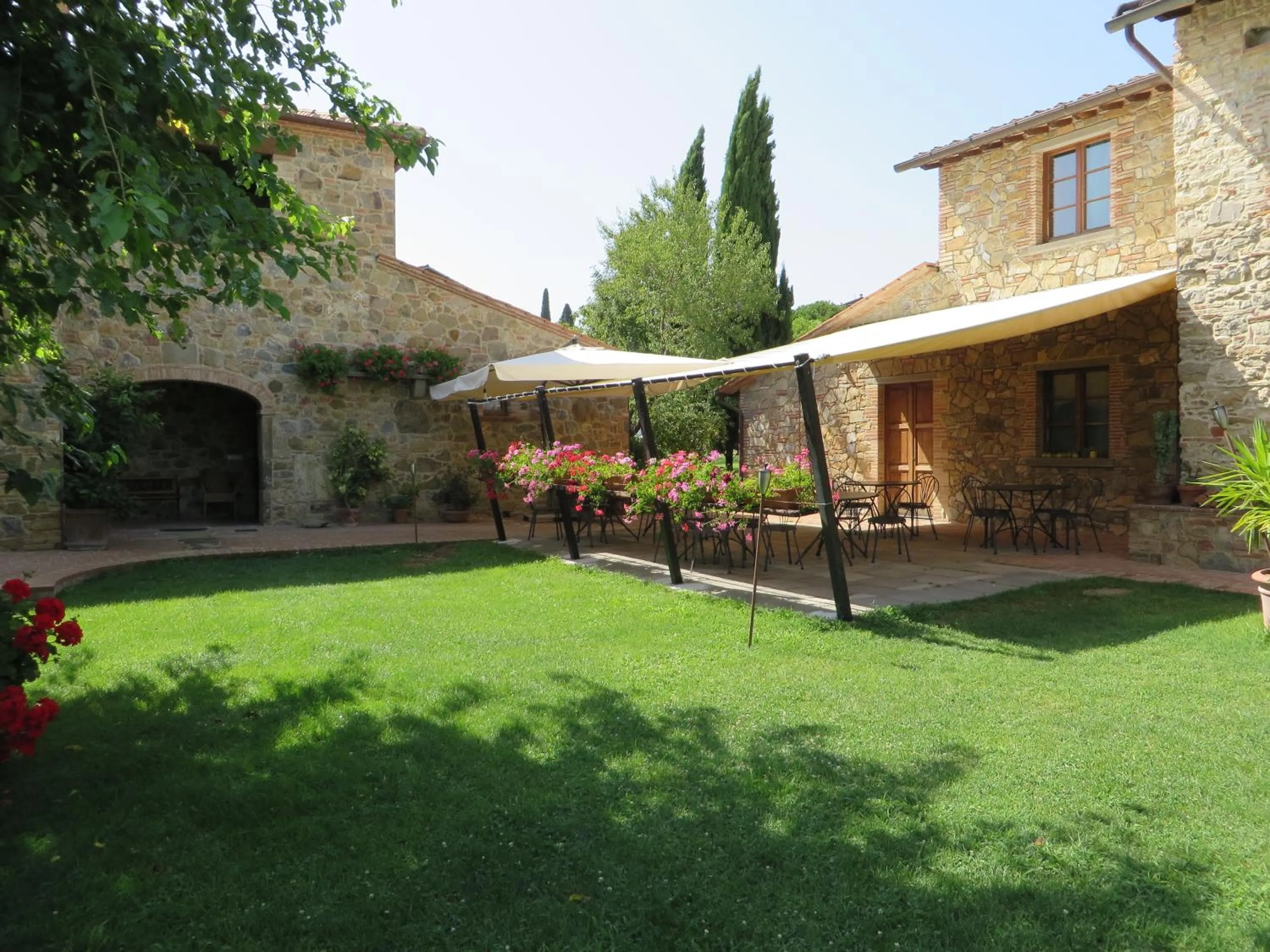 Facade/entrance in Il Baraccotto