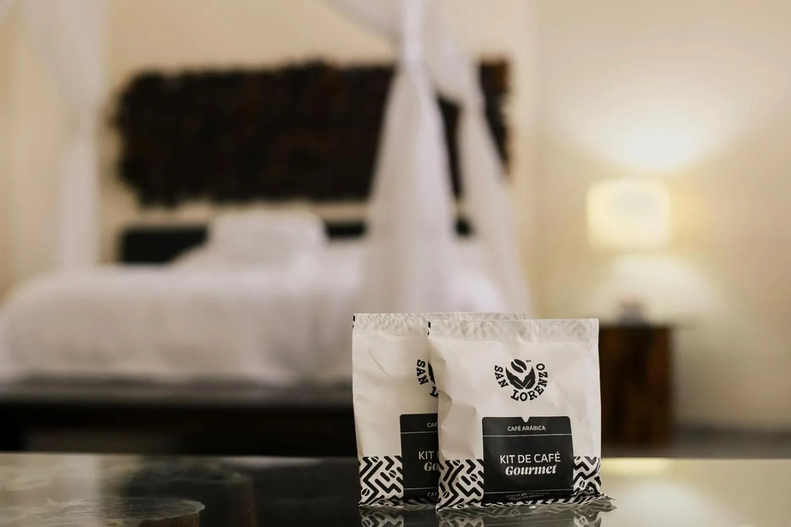 Coffee/tea facilities, Bed in Boutique Hotel Delfin 5th Avenue