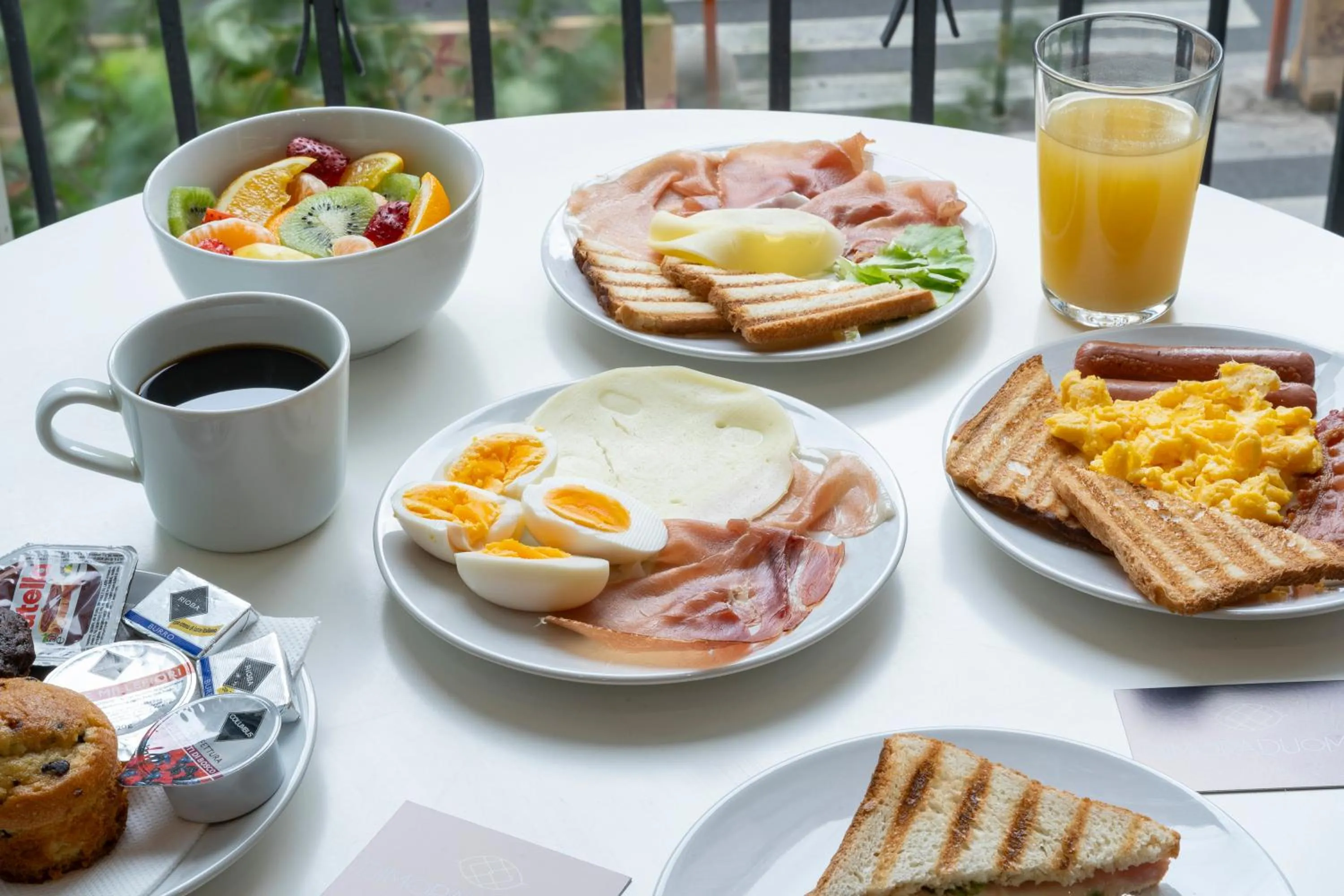 Food and drinks in DIMORA DUOMO