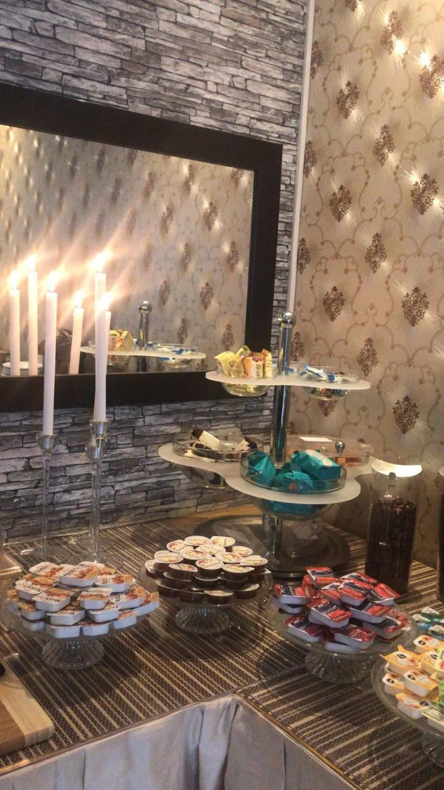 Buffet breakfast in Hotel Cara Vita Cologne