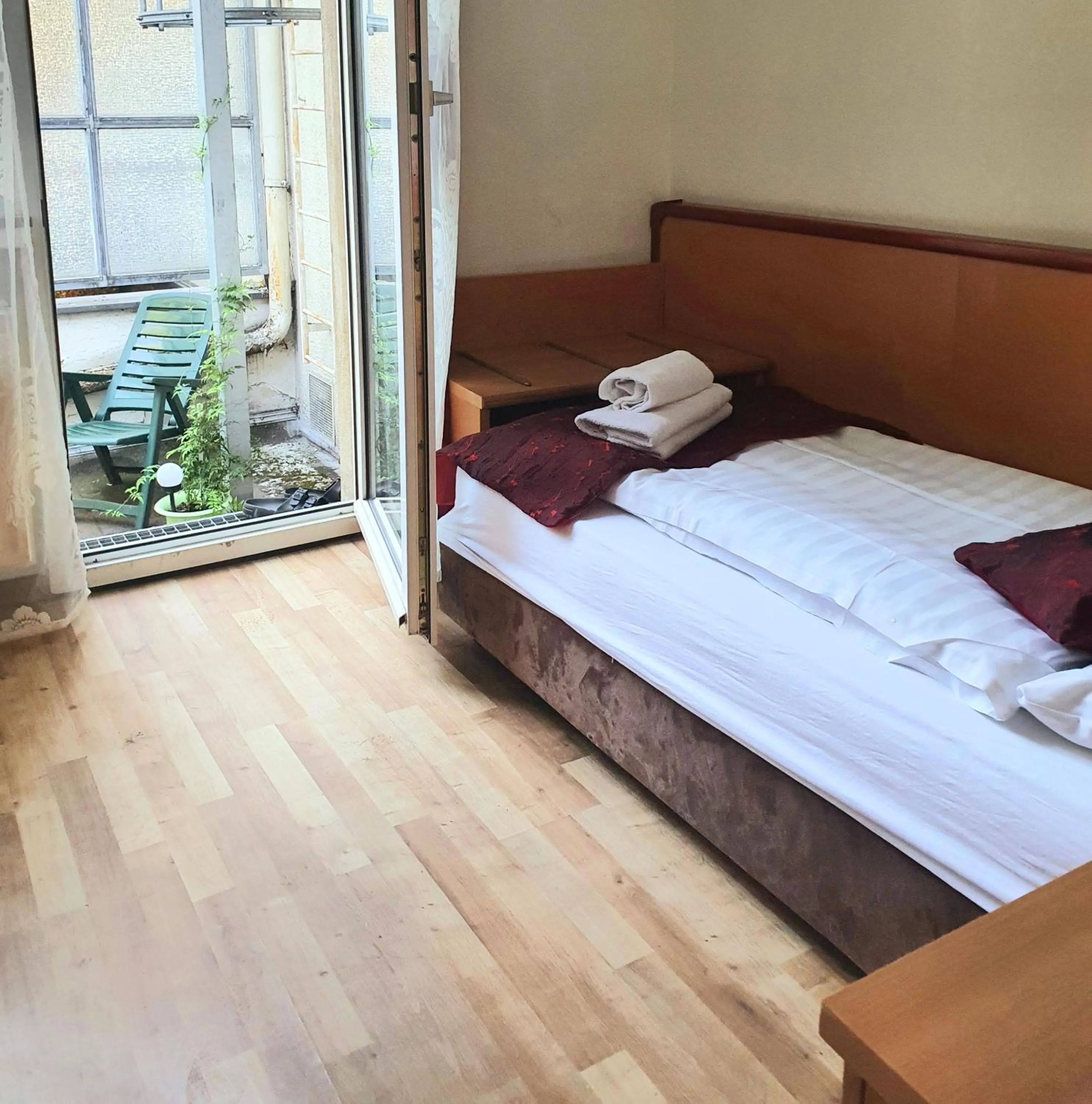 Bed in Hotel Cara Vita Cologne