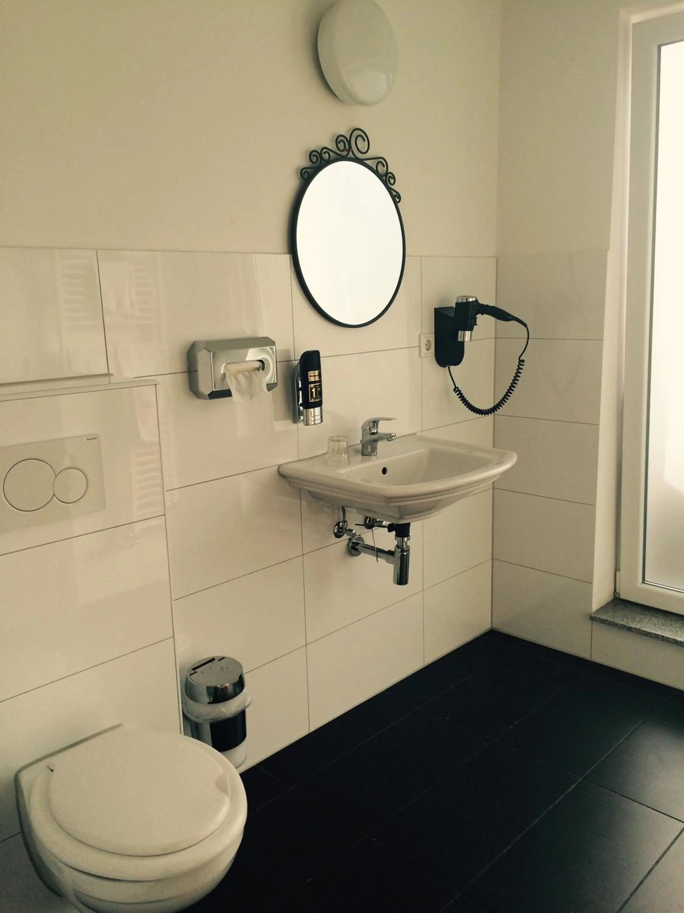 Toilet in Hotel Cara Vita Cologne