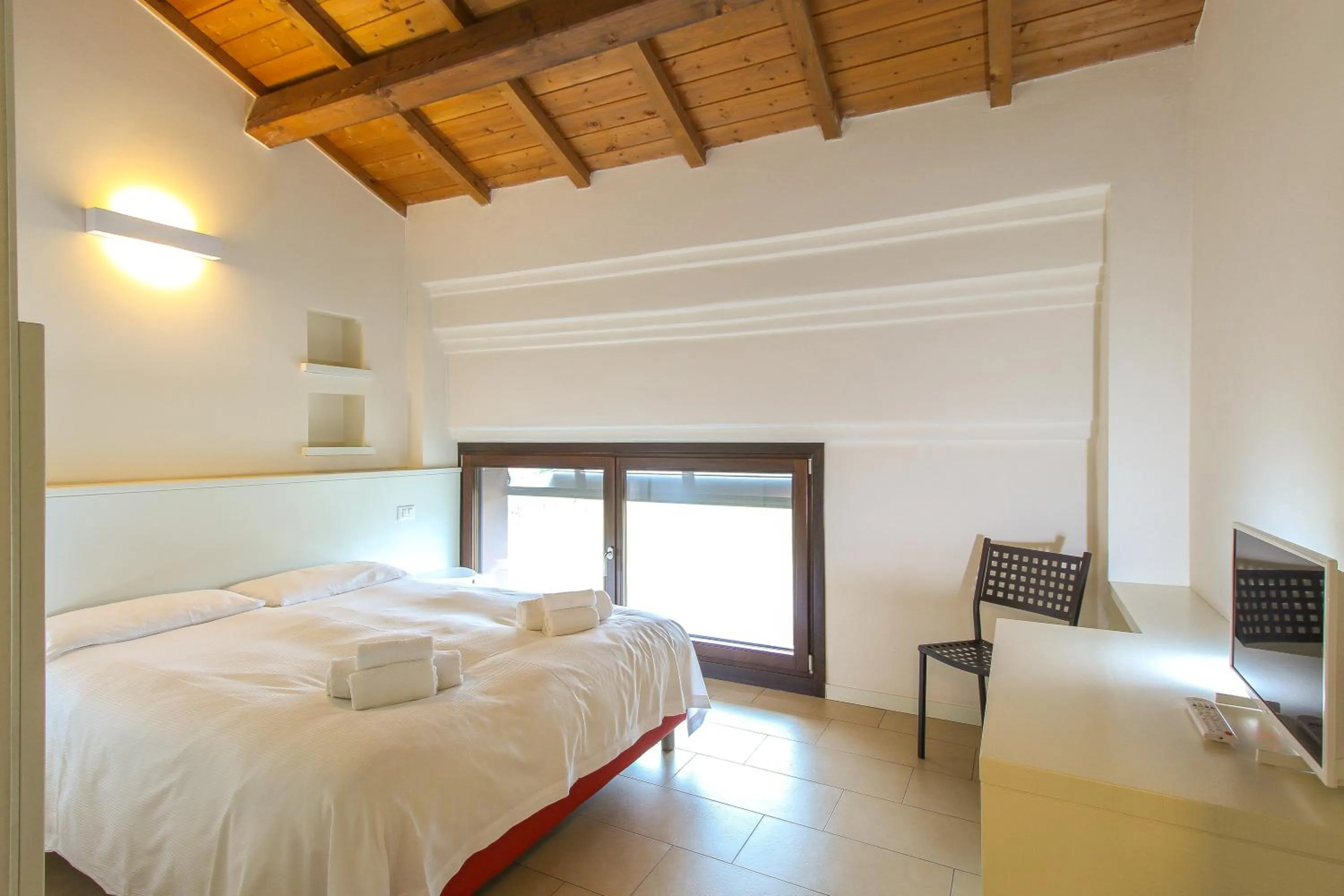 Bedroom, Bed in Principessa Pio