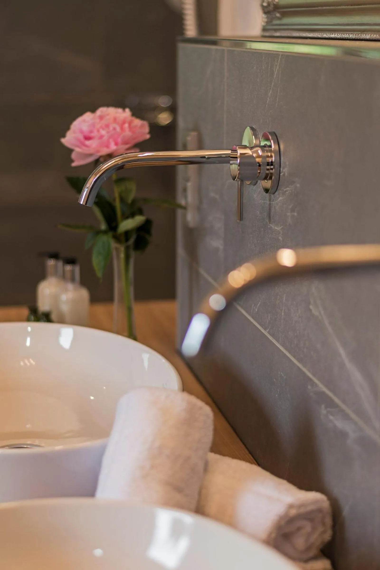 Bathroom in Villa Ludwig Suite Hotel
