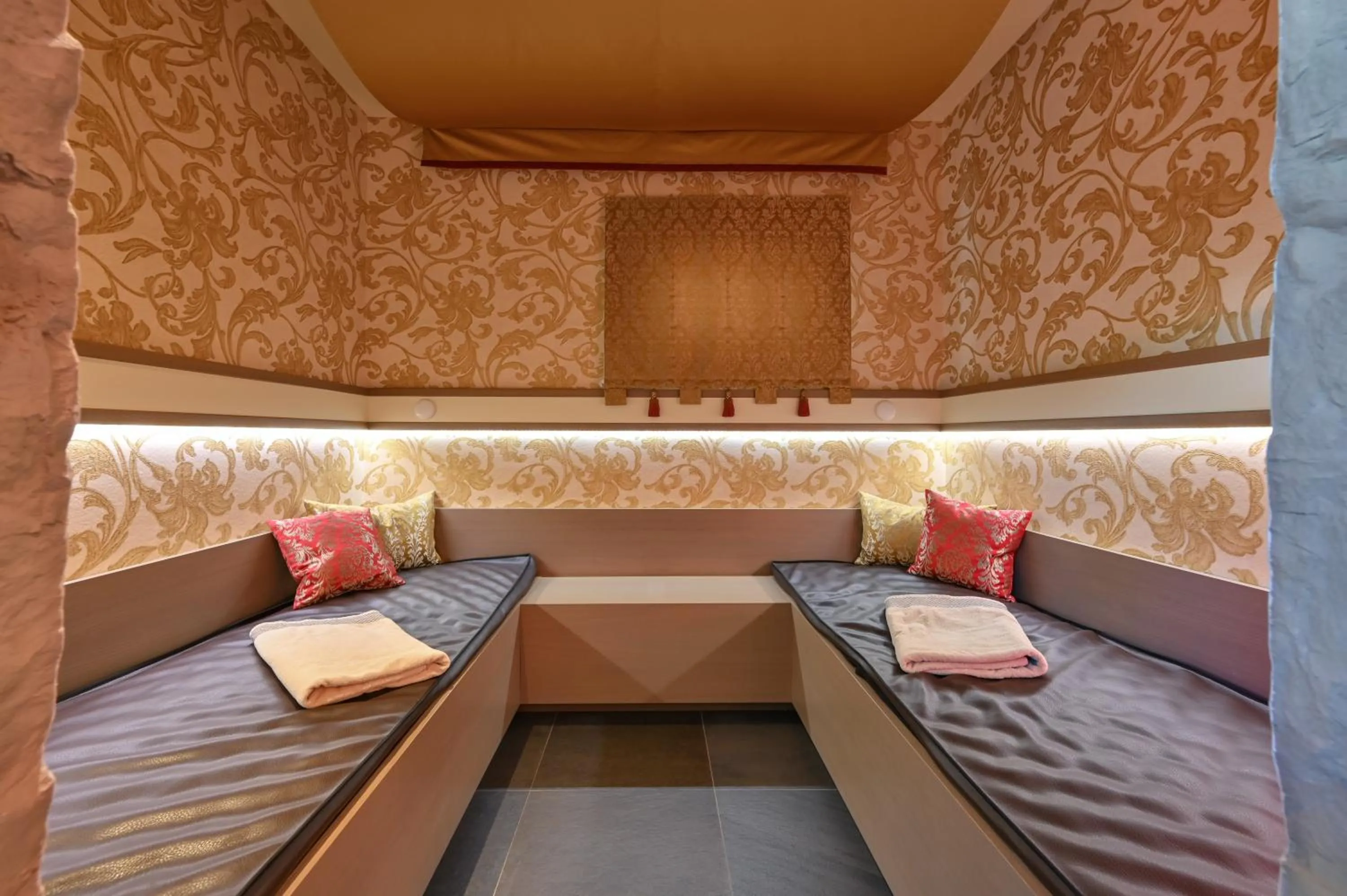 Sauna in Villa Ludwig Suite Hotel