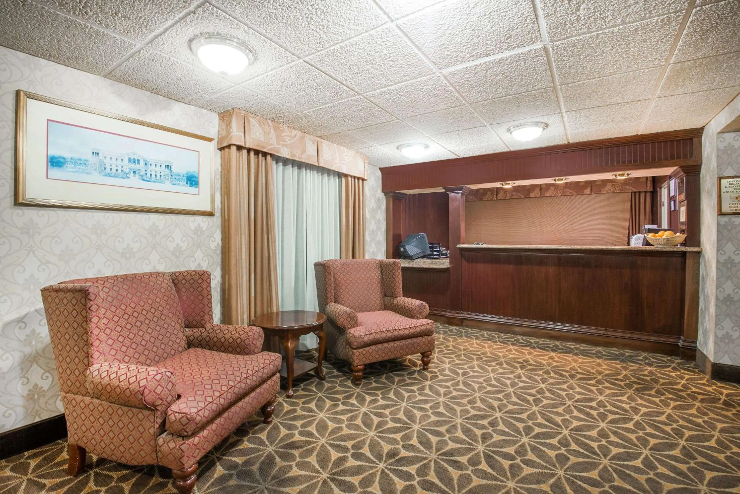 Lobby or reception in Super 8 by Wyndham Erie/I 90