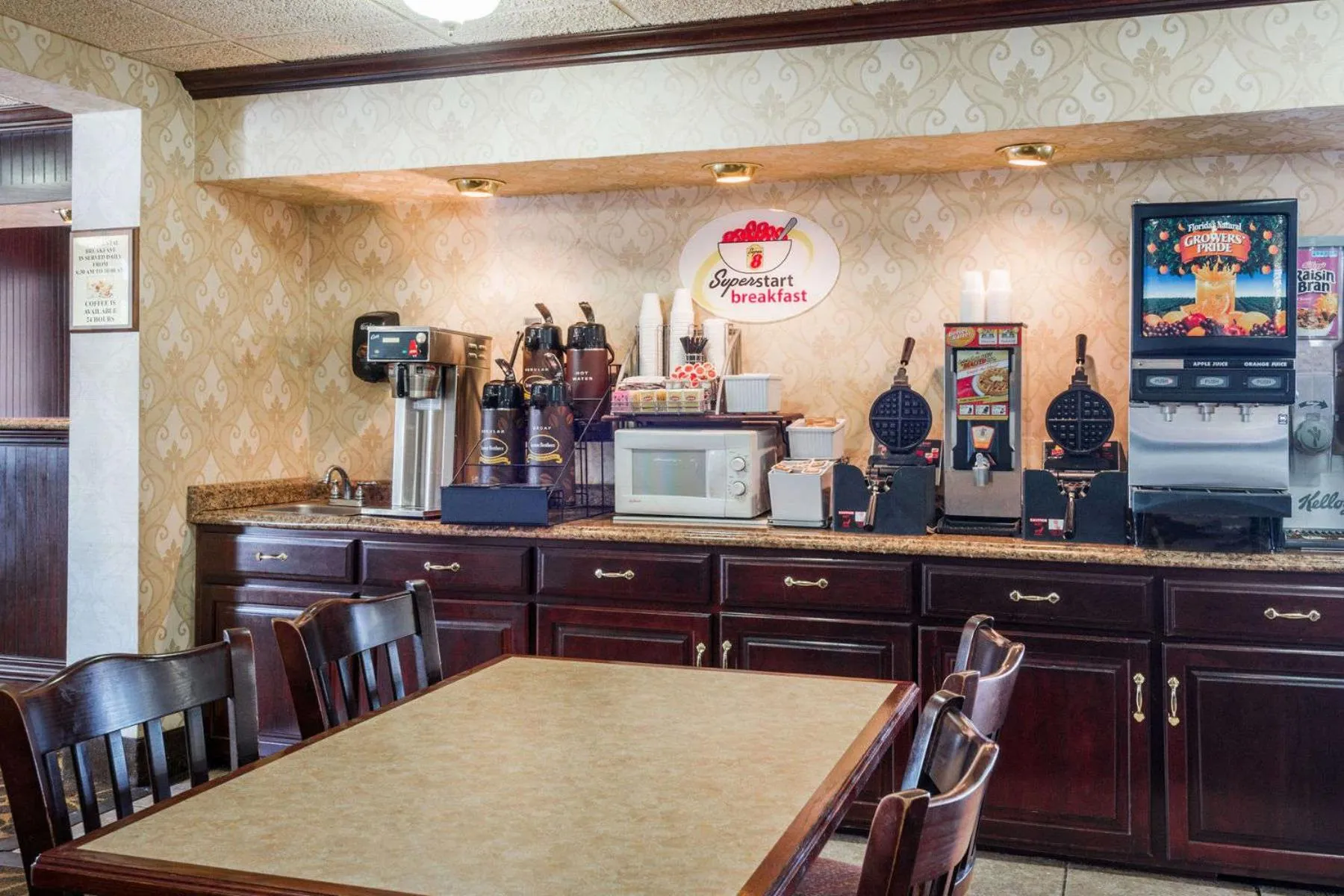 Continental breakfast in Super 8 by Wyndham Erie/I 90