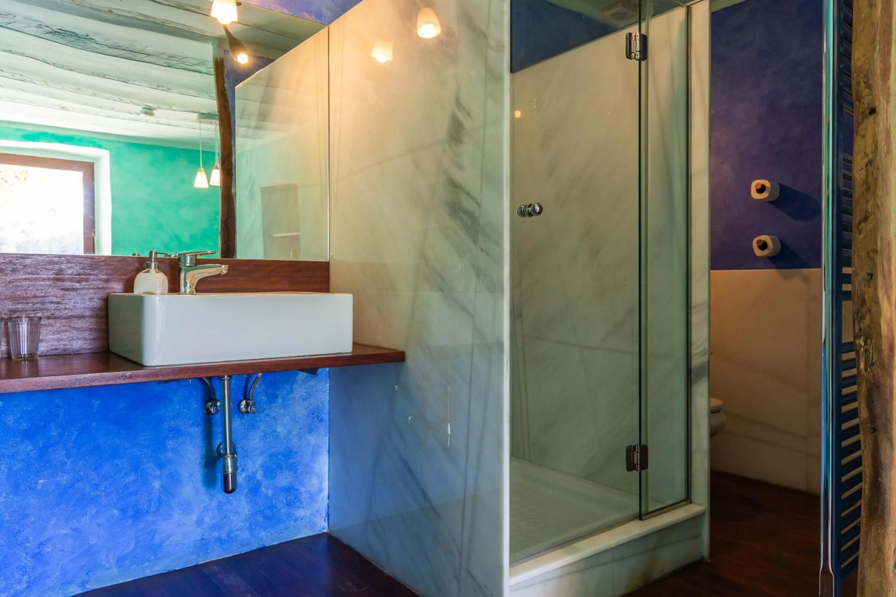 Bathroom in La Costa de Molló