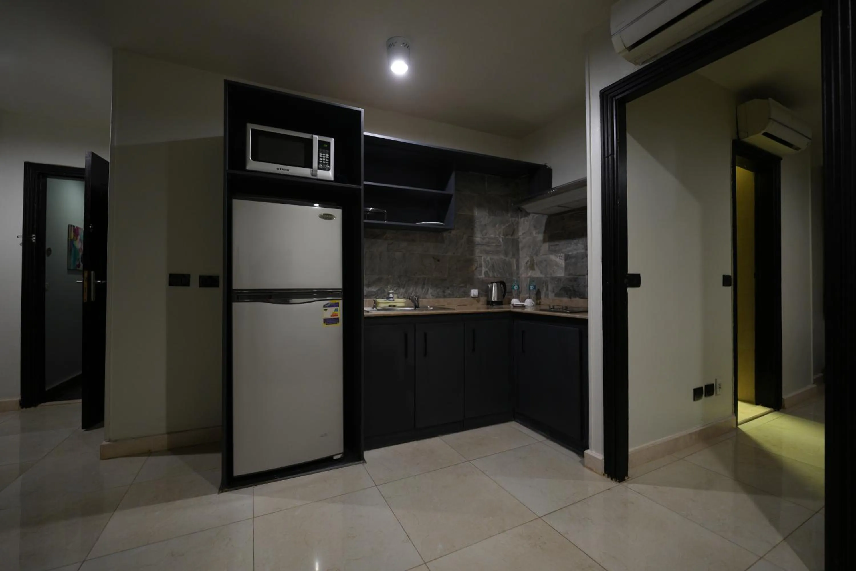 NewCity Hotel & Suites