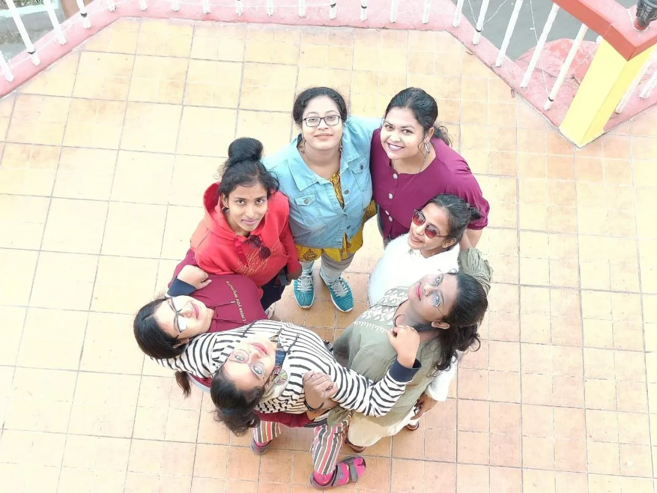 group of guests in Hotel Paradiso