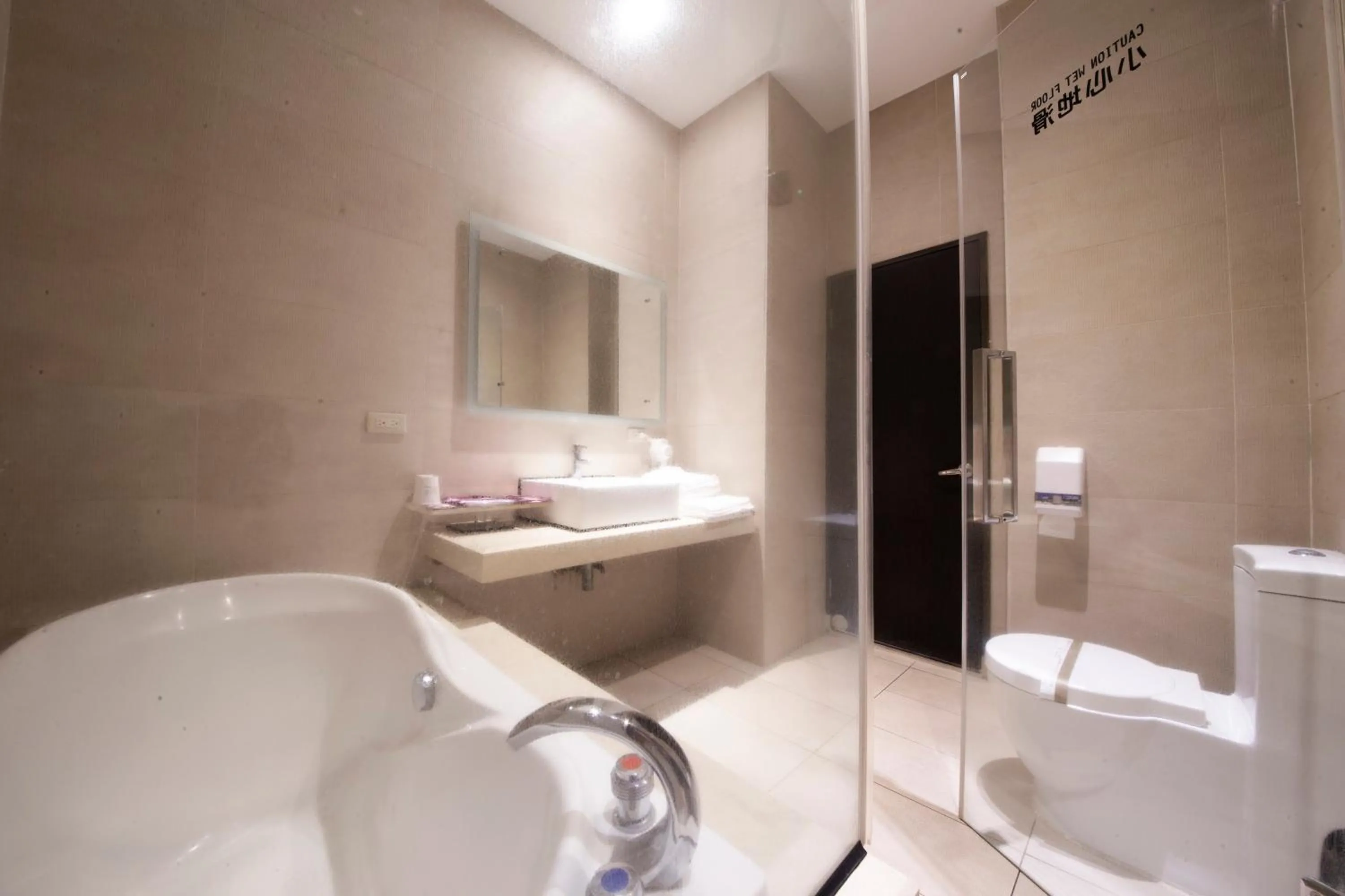 Bathroom in LI-GIN Motel