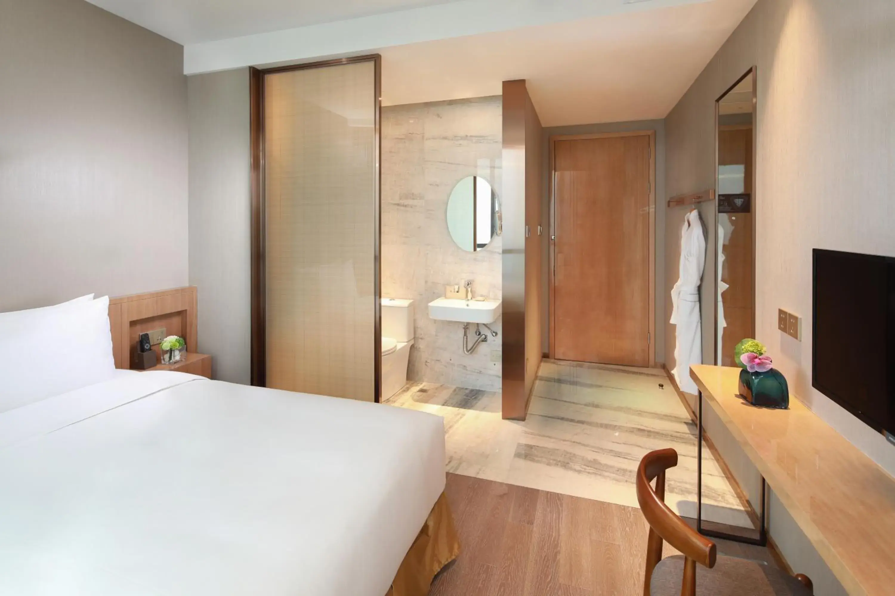 Deluxe Double Room in Auto City Ruili Hotel Deluxe Double Room in Auto City Ruili Hotel