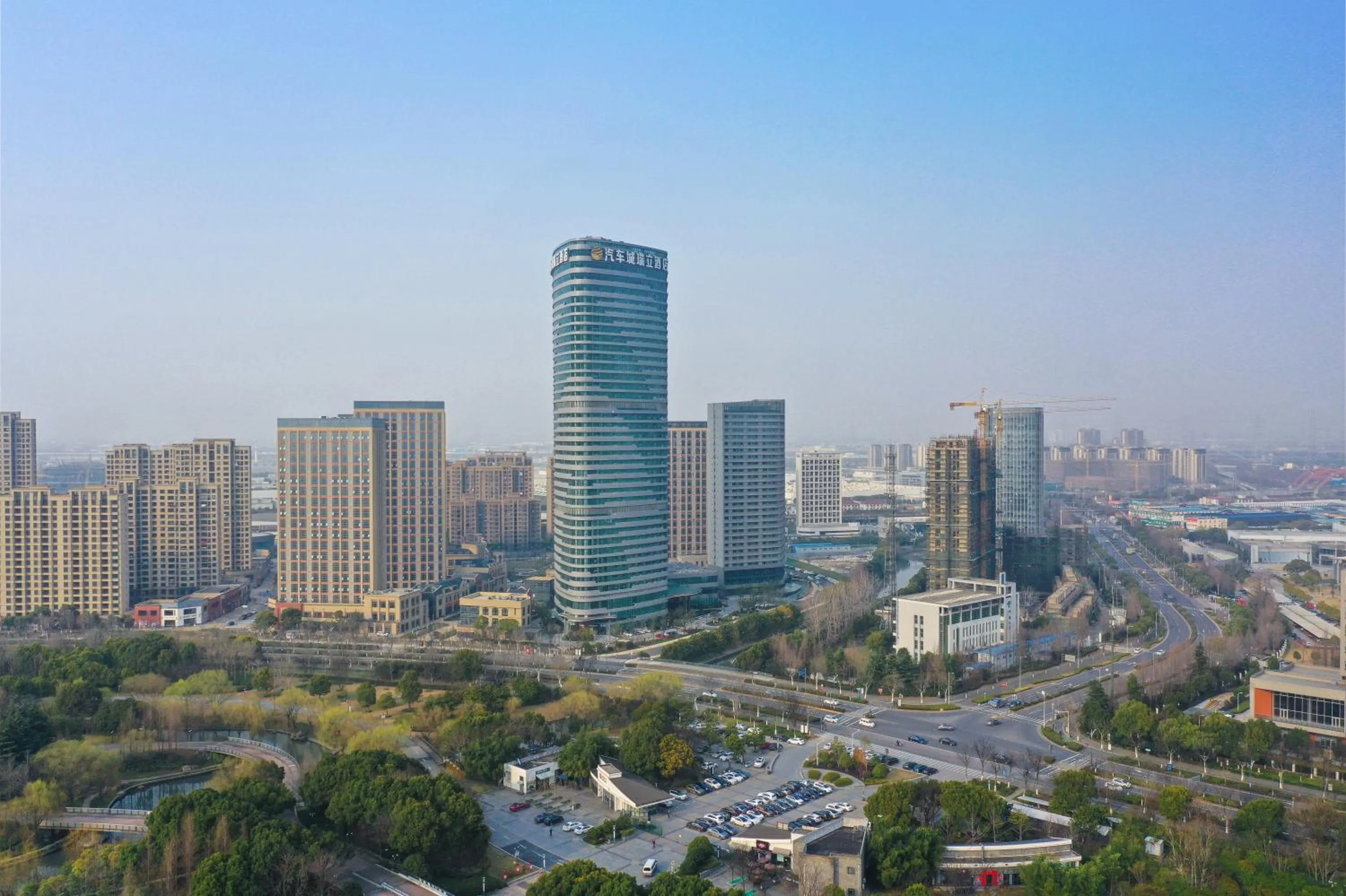 Street view in Auto City Ruili Hotel