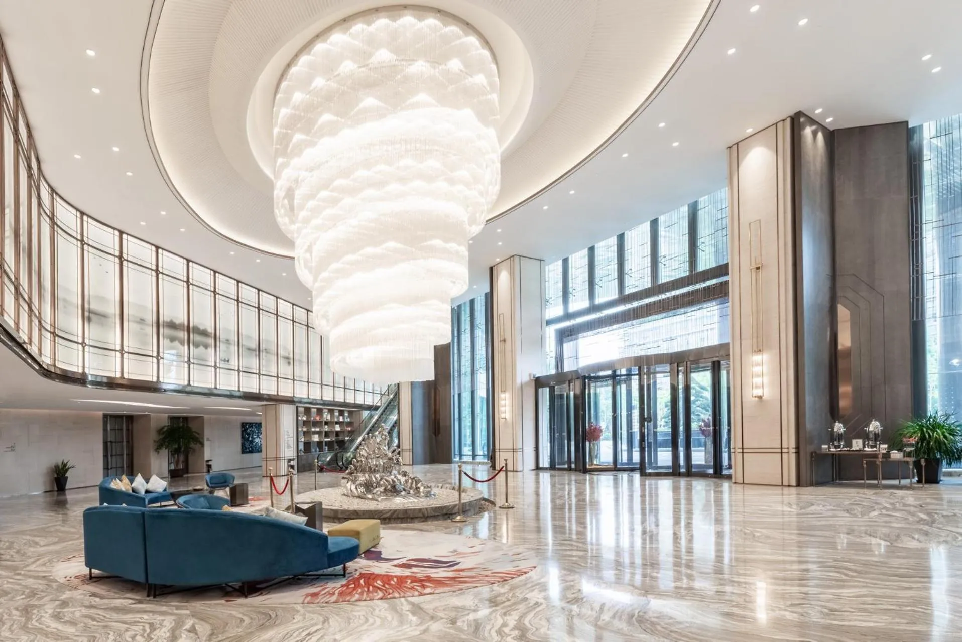 Auto City Ruili Hotel